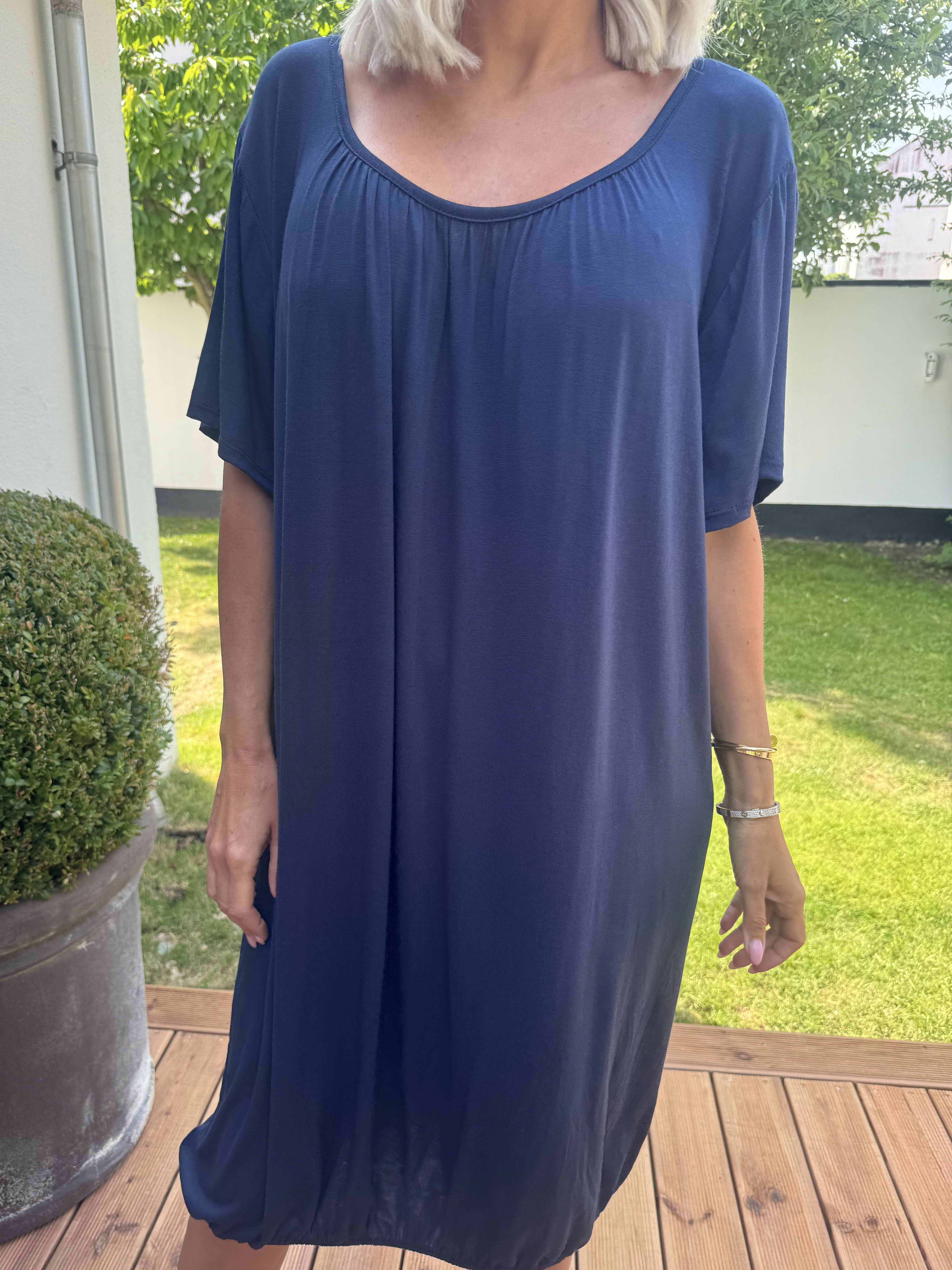 Miracle Dress - Basic klänning i viskos med resår nedtill