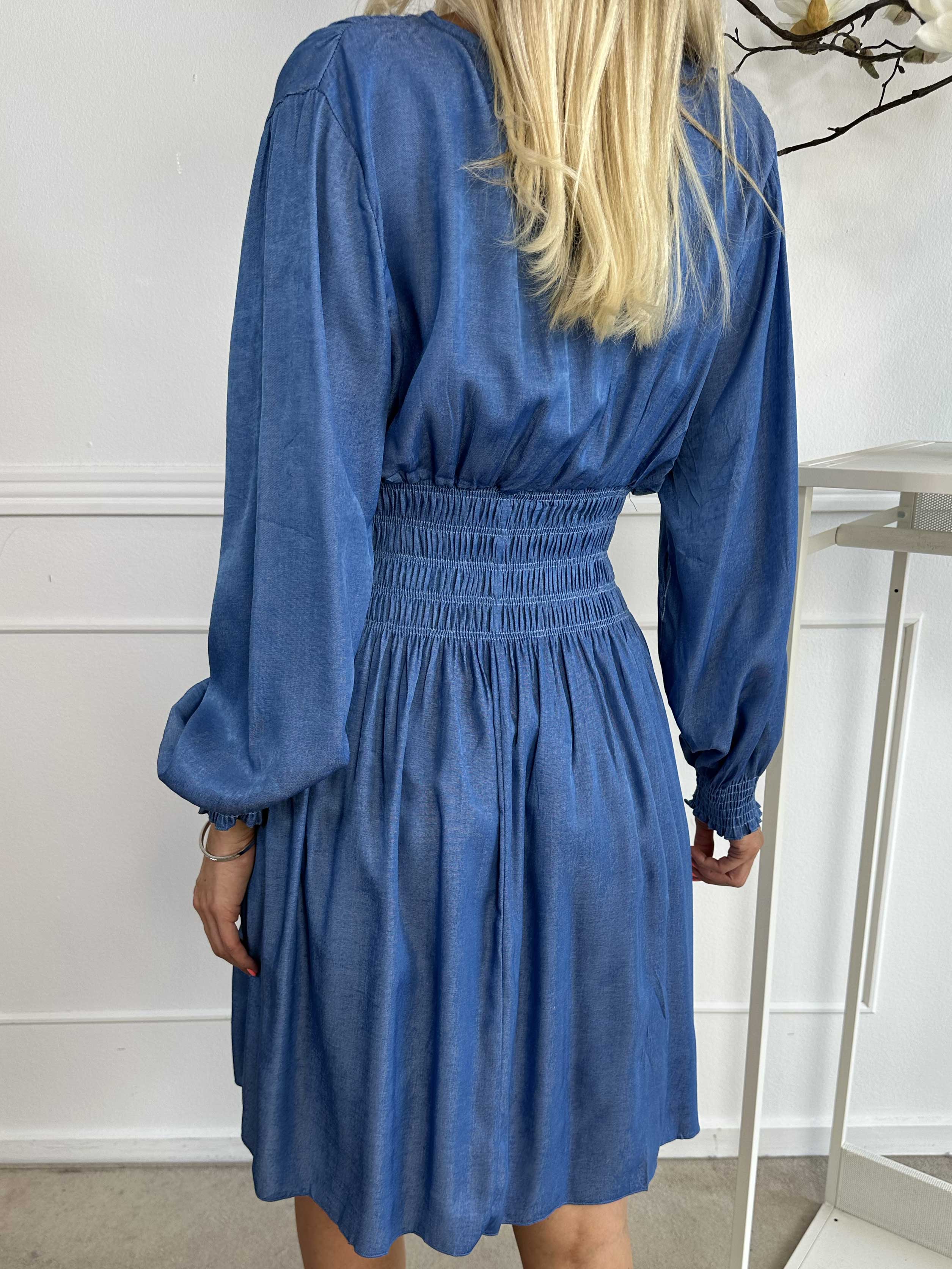 Pams Denim Short L/S - Klänning med smock i midjan