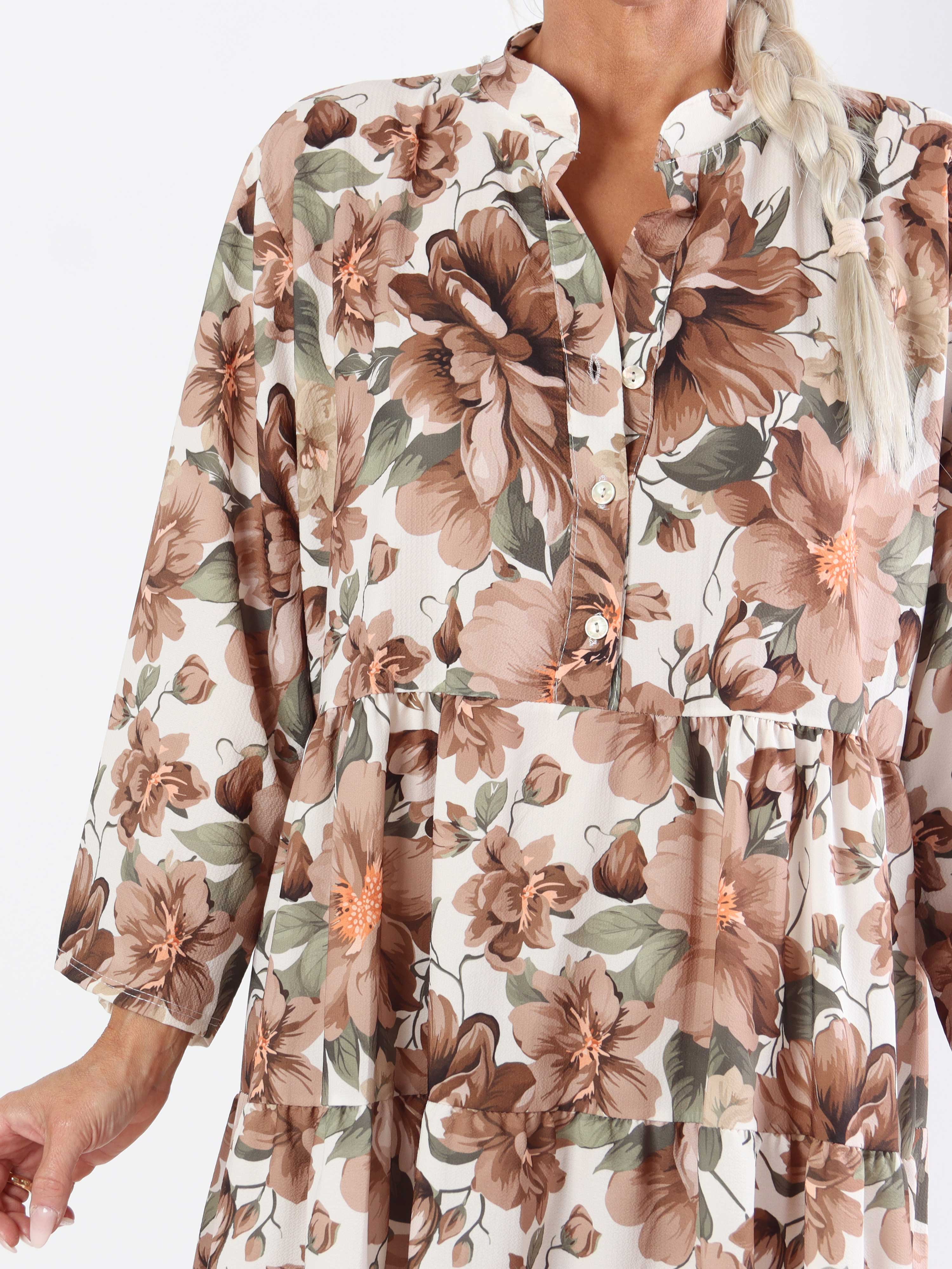 Flower Dress - Söt blommig plus size-klänning med lager-på-lager-look