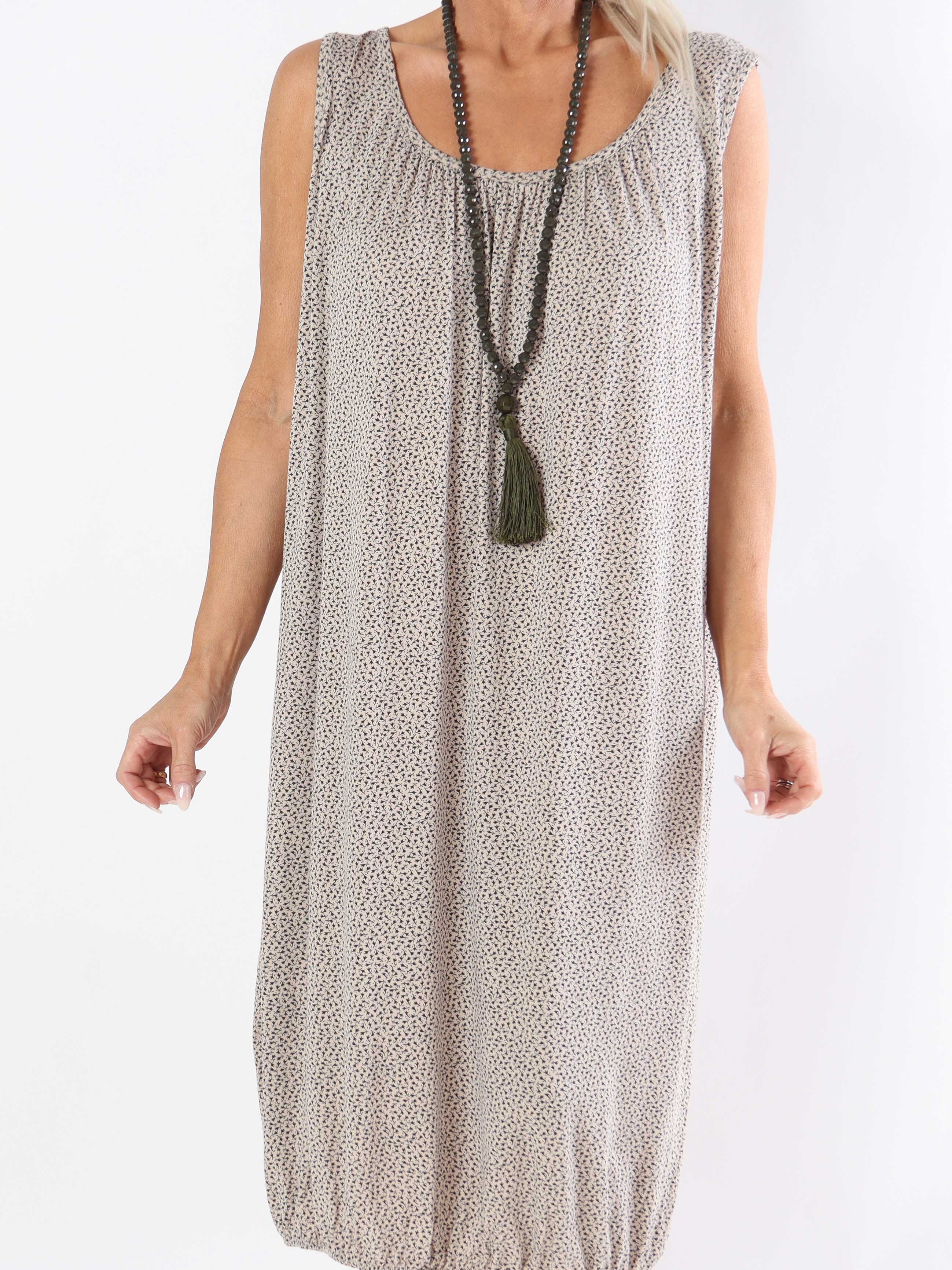 Miracle Flower Sleeveless Dress - Plus size-klänning i viskos med resår i midjan