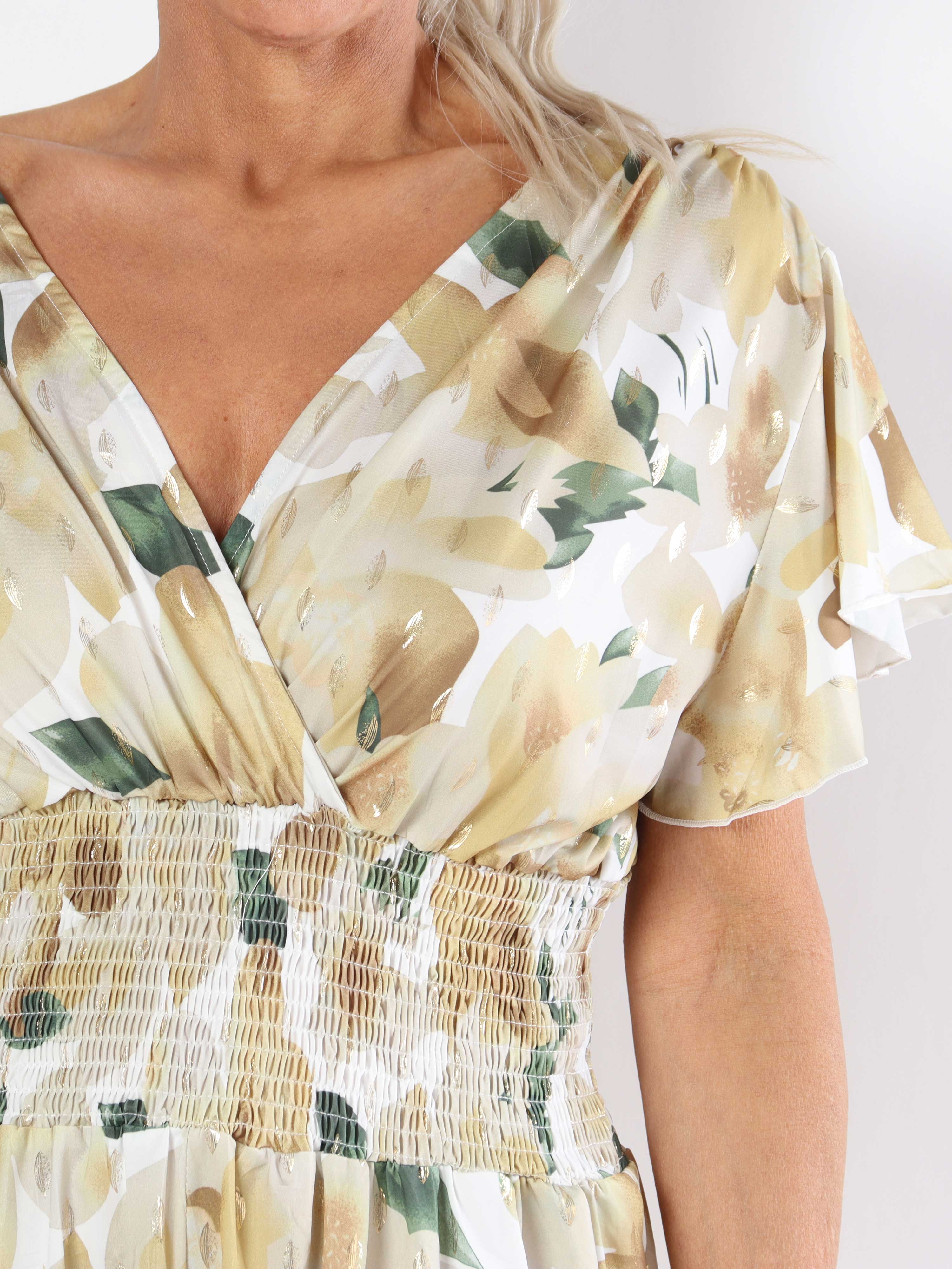 Pams Sweet Flower Playsuit - Elastisk jumpsuit i plusstorlek med blommigt tryck