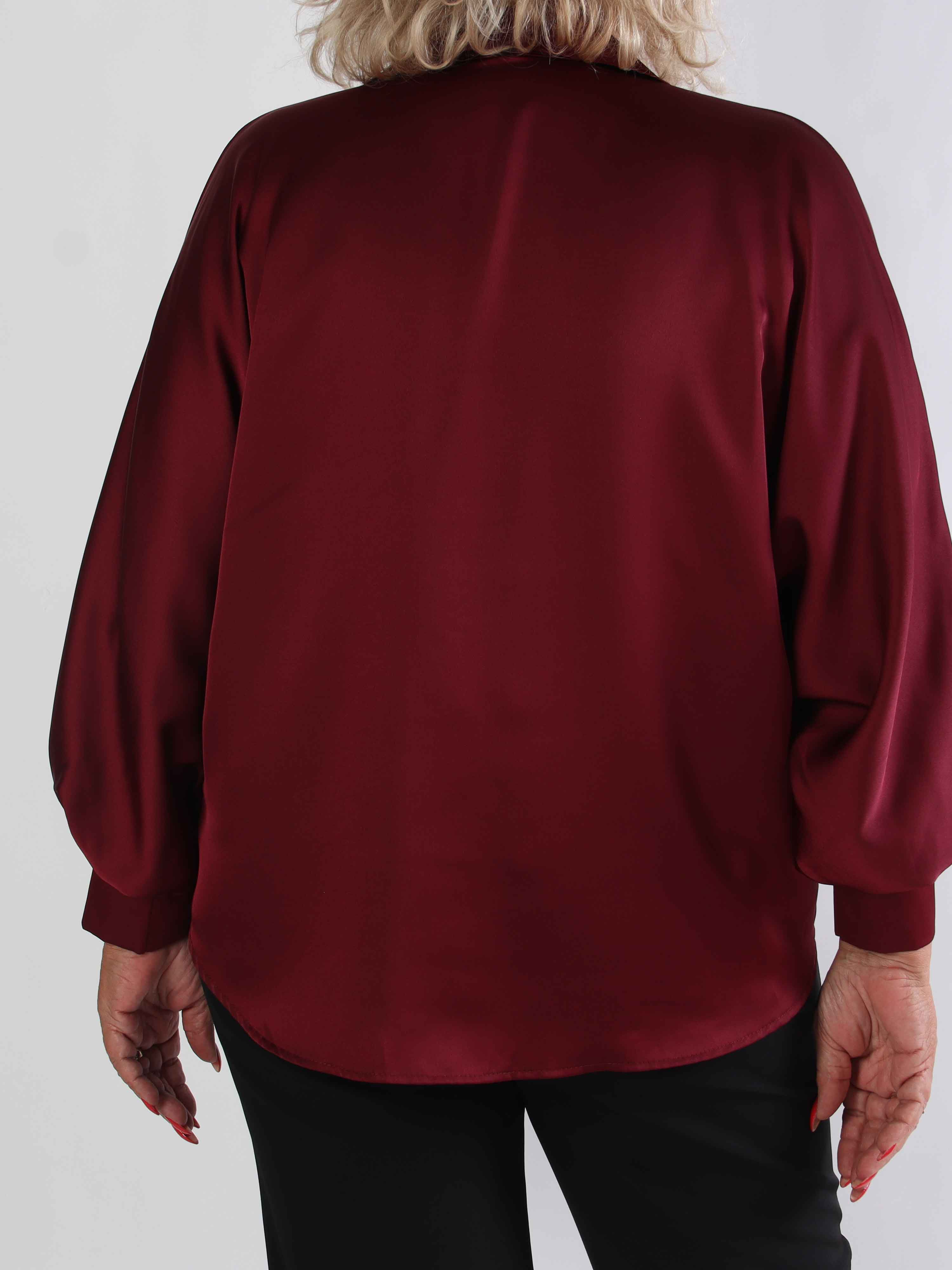 Feliciti - Shiny plus size skjorta med fladdermusärmar