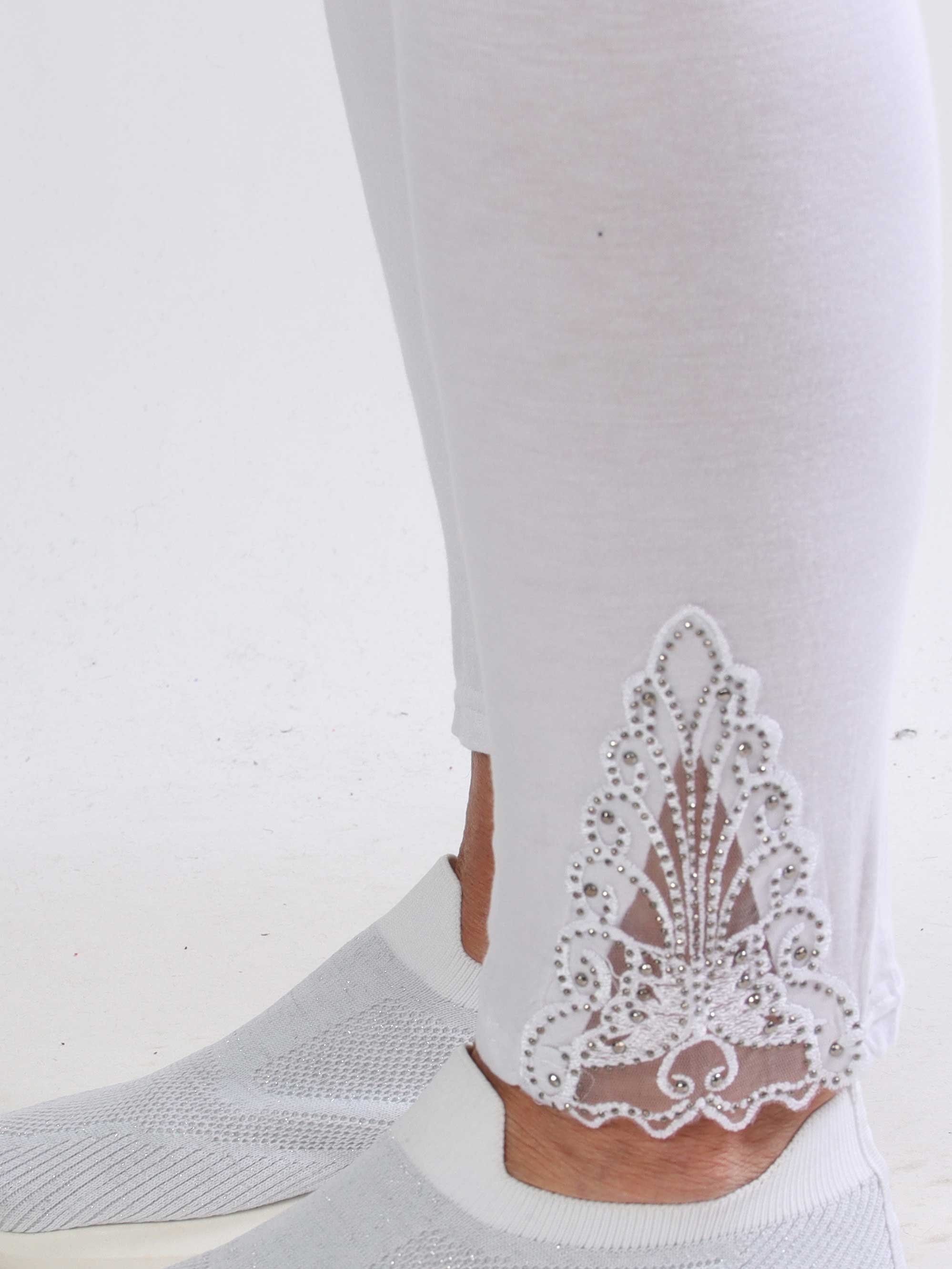 Jackie - Bløde leggings i viskose med blonde og similisten