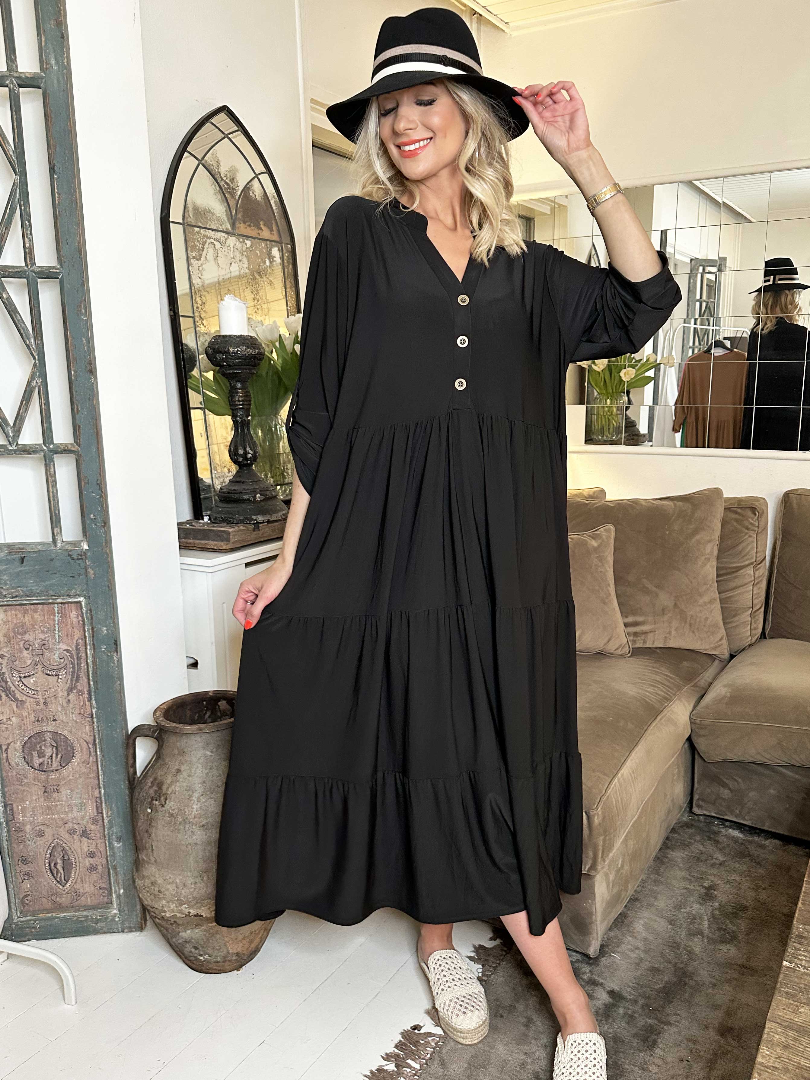 Milano Plain - Lång enfärgad klänning med lager på lager look
