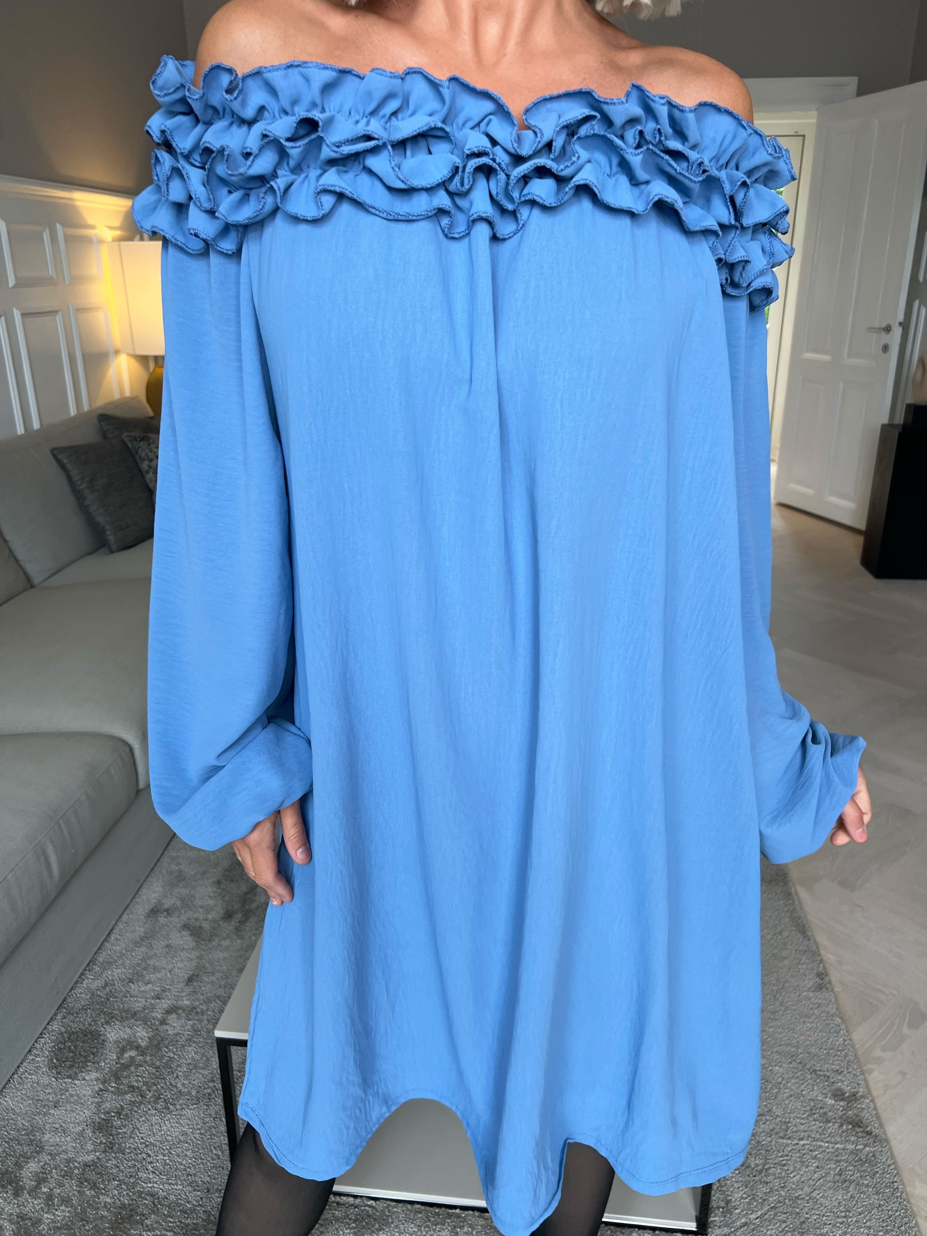 Chili Dress - Klänning med långa ärmar och volanger