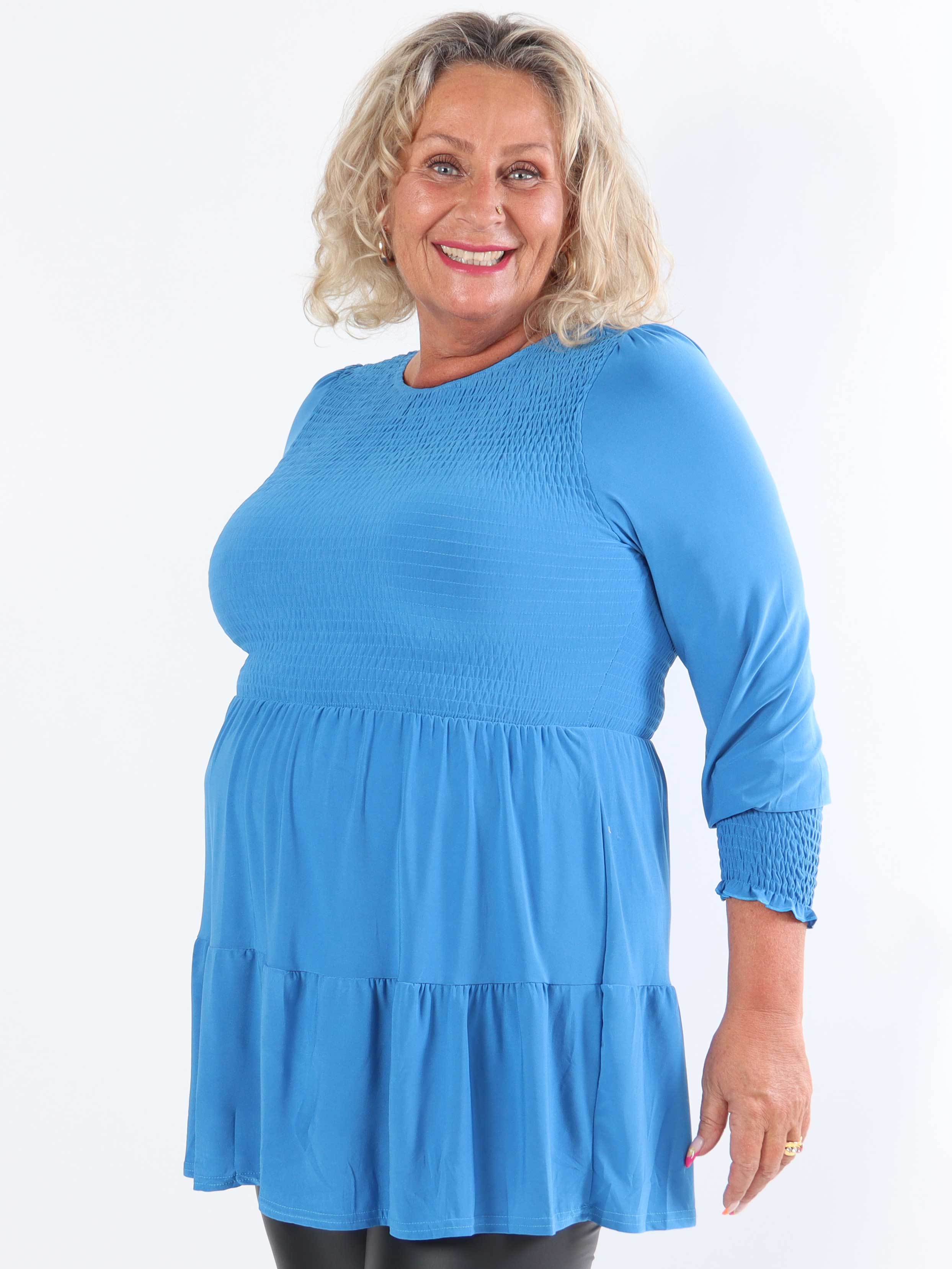Kelly Shirt - Elastisk plus size blus med smock över bröstet
