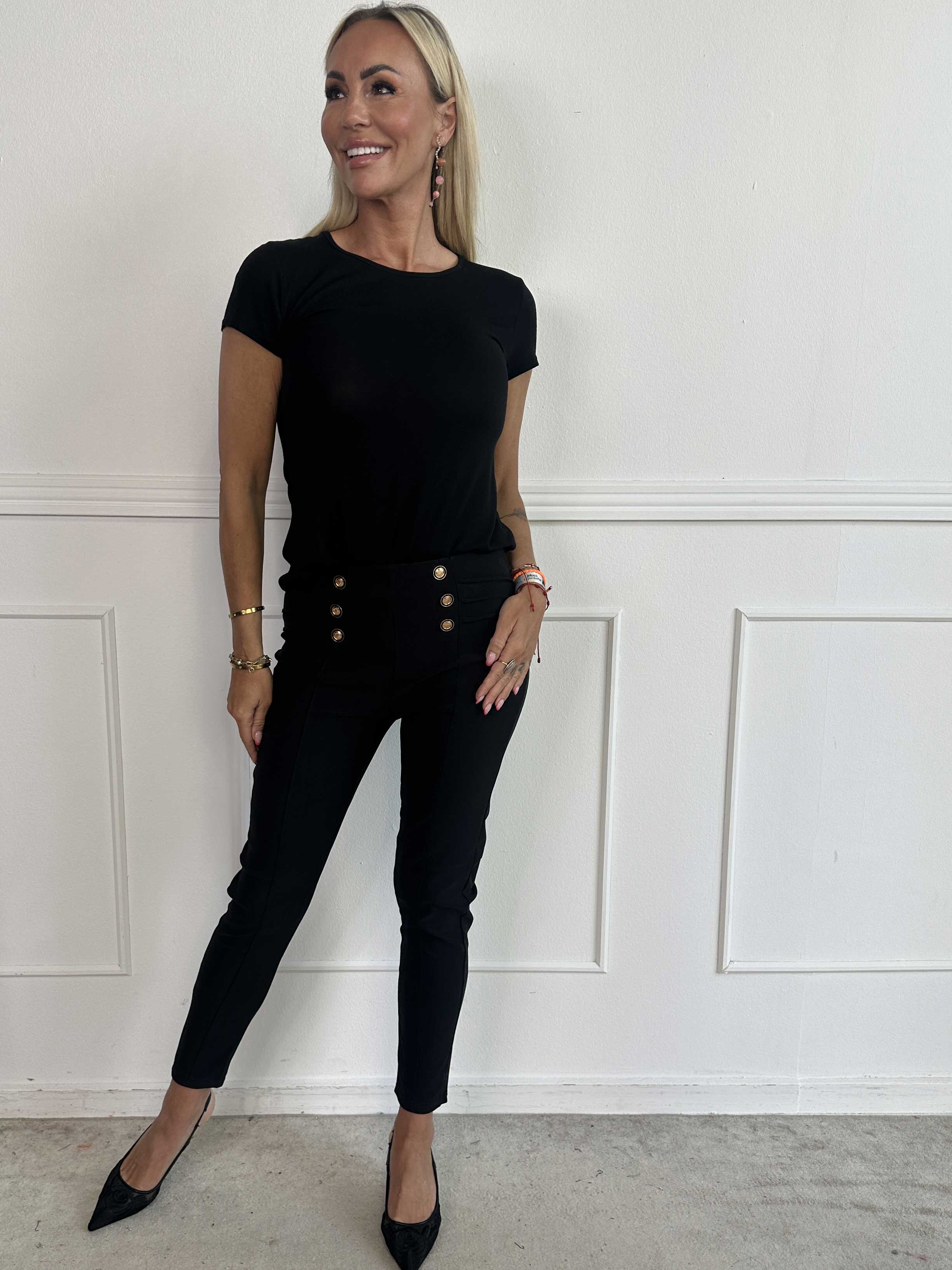 Jolie - Mjuka elastiska leggings med guldknappar