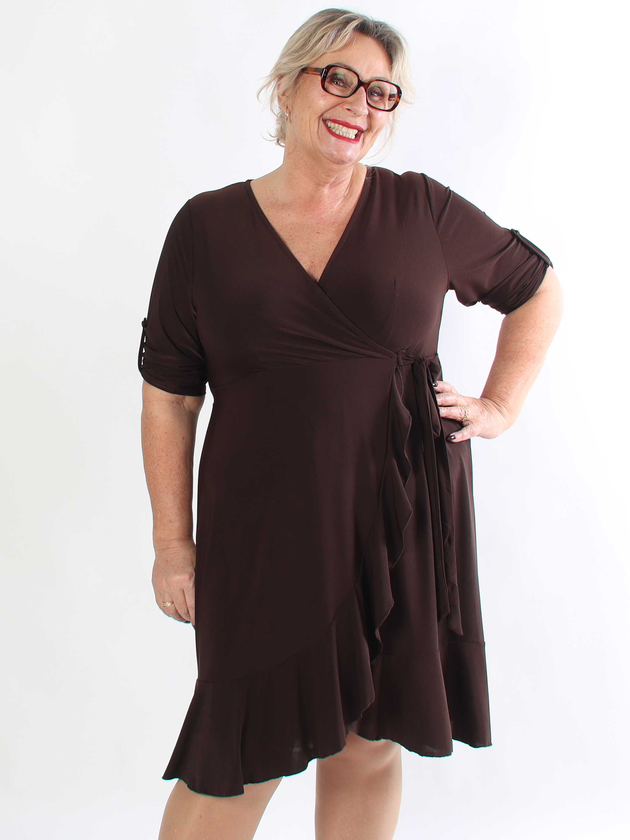Savina Plain - Stretchig långärmad plus size omlottklänning