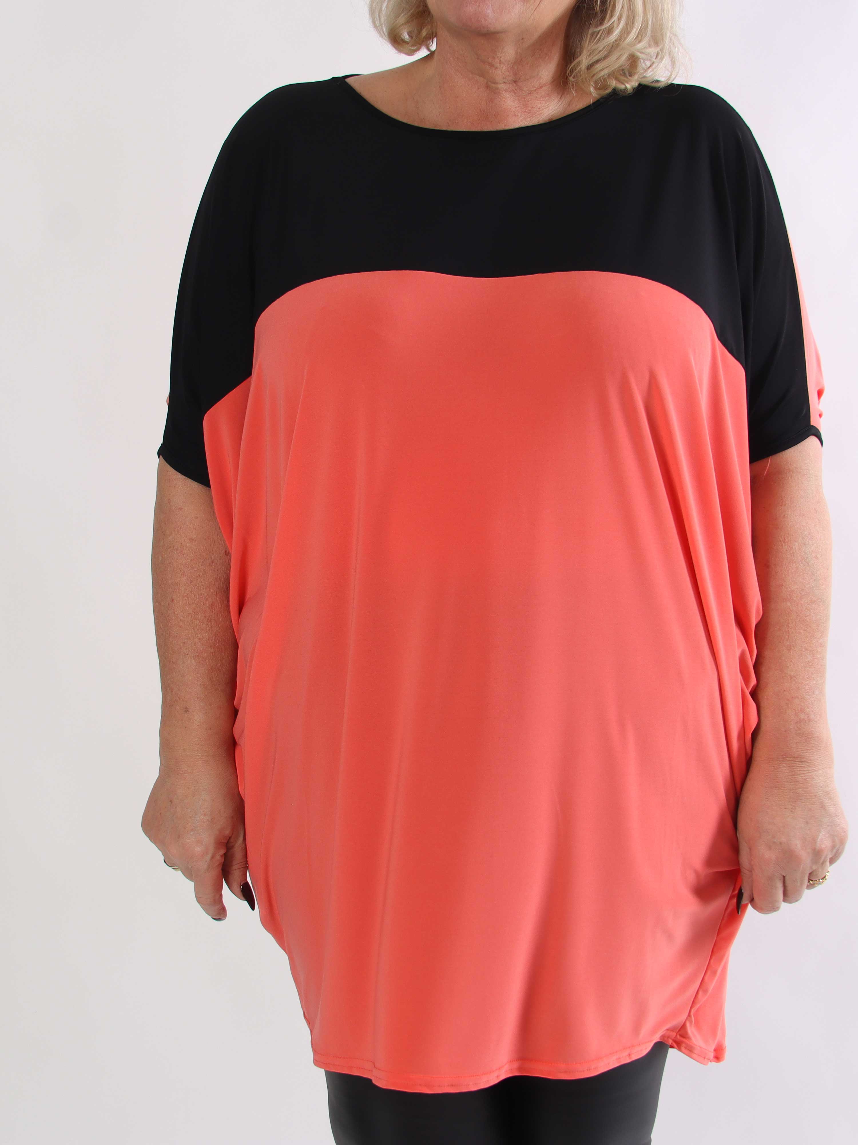 Spencer - Tvåfärgad plus size tunikaklänning med fladdermusärmar