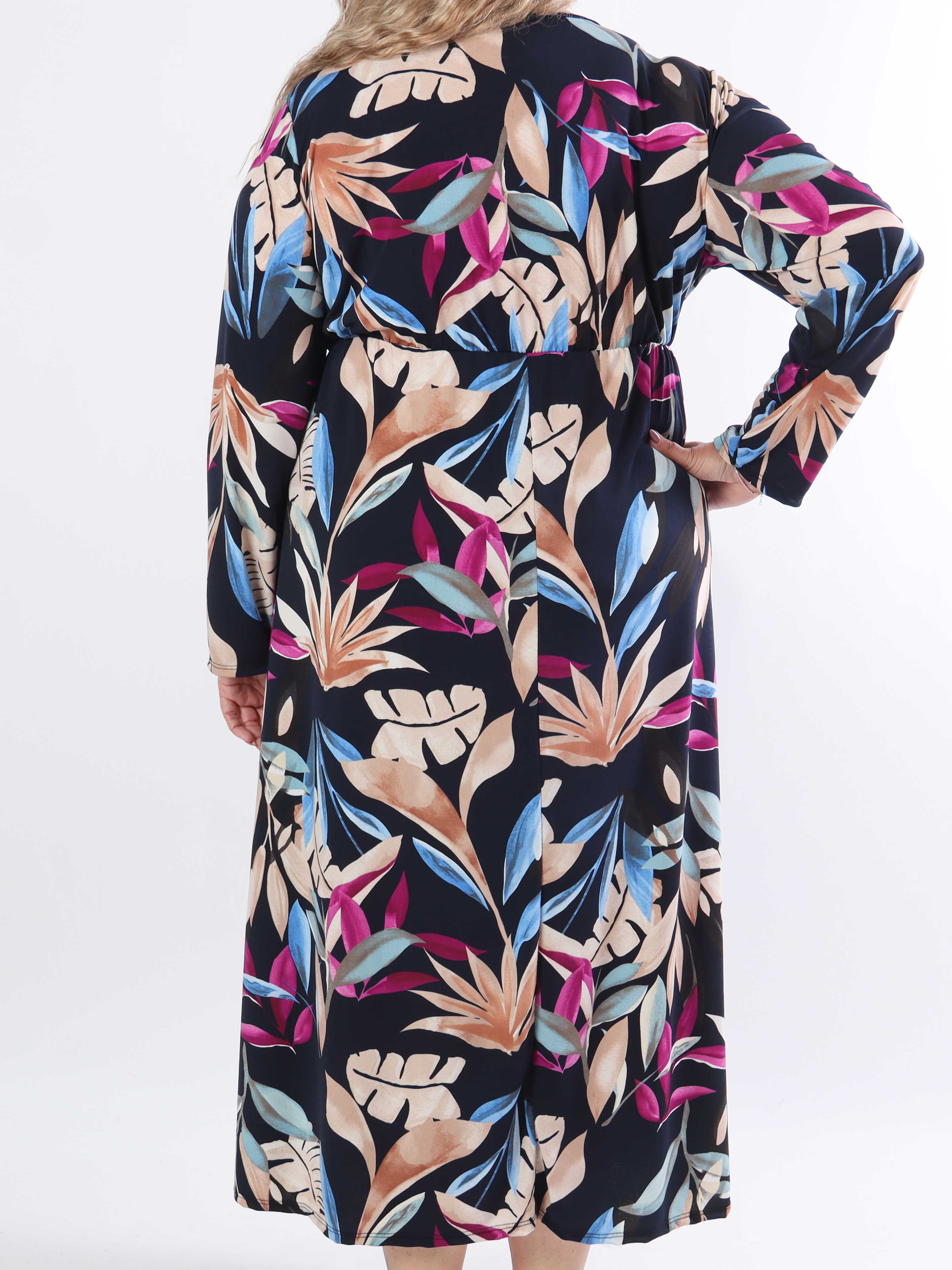 Nelly Leaf - Elastisk plus size-klänning med färgglada bladmotiv