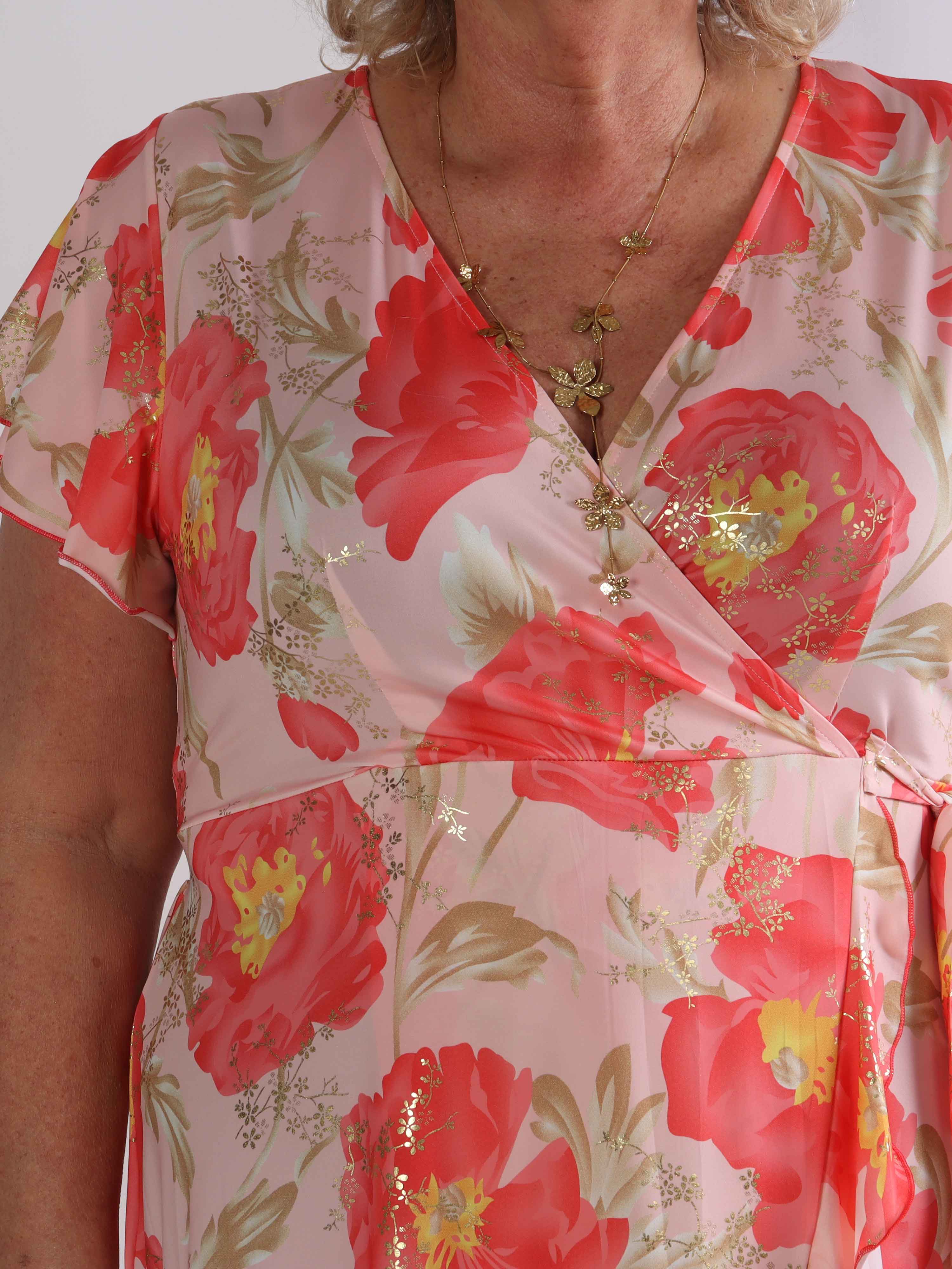 Savina Botanic S/S - Blommig plus size klänning med omlott och volangärmar