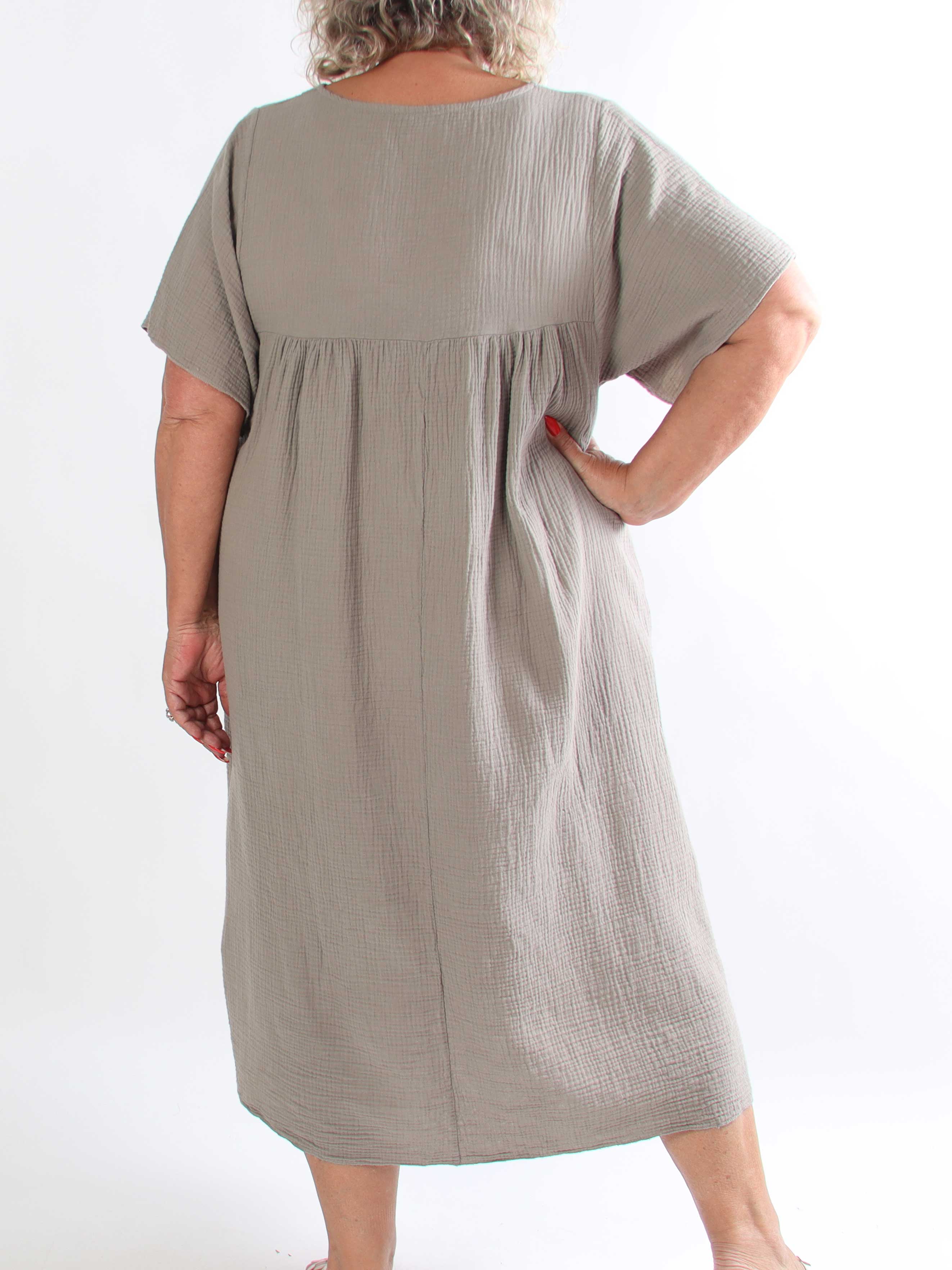 Kanja - Mjuk lång plus size klänning i bomullsmuslina