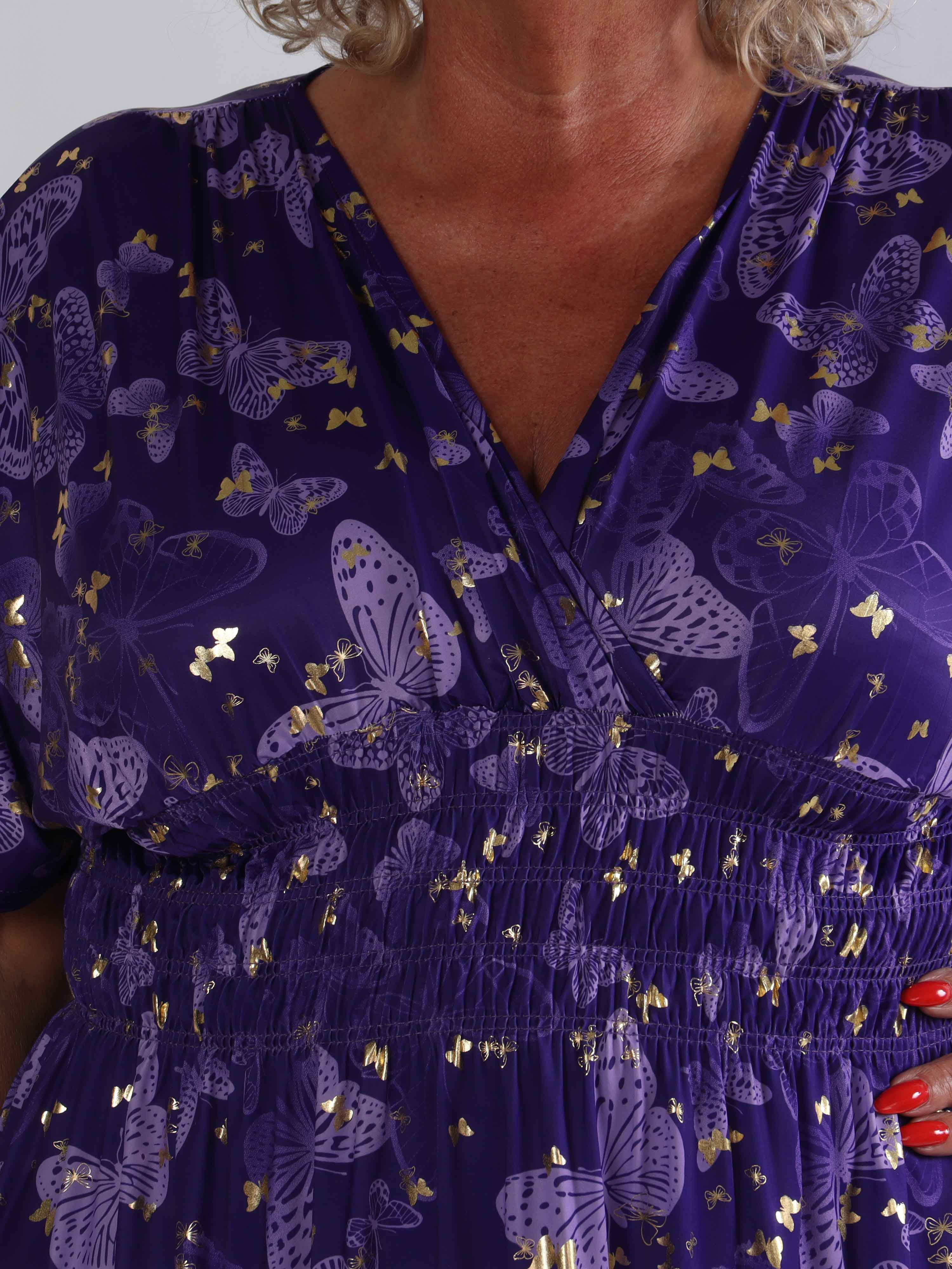 Pams Butterfly Short - Elastisk plus size klänning med fjärilstryck