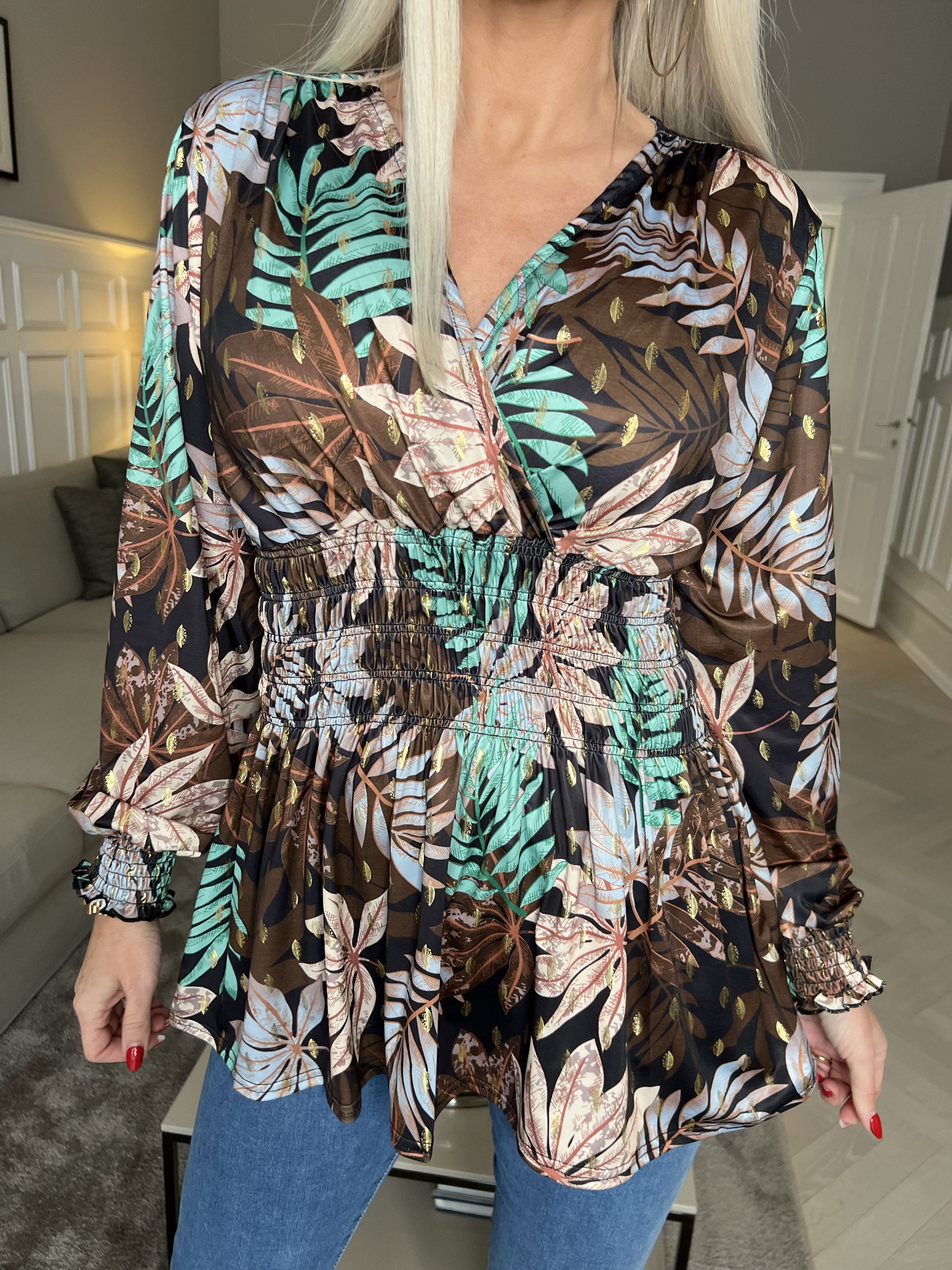 Pams Leaf Shirt L/S - Elastisk blus i skrynkelfritt tyg med långa ärmar