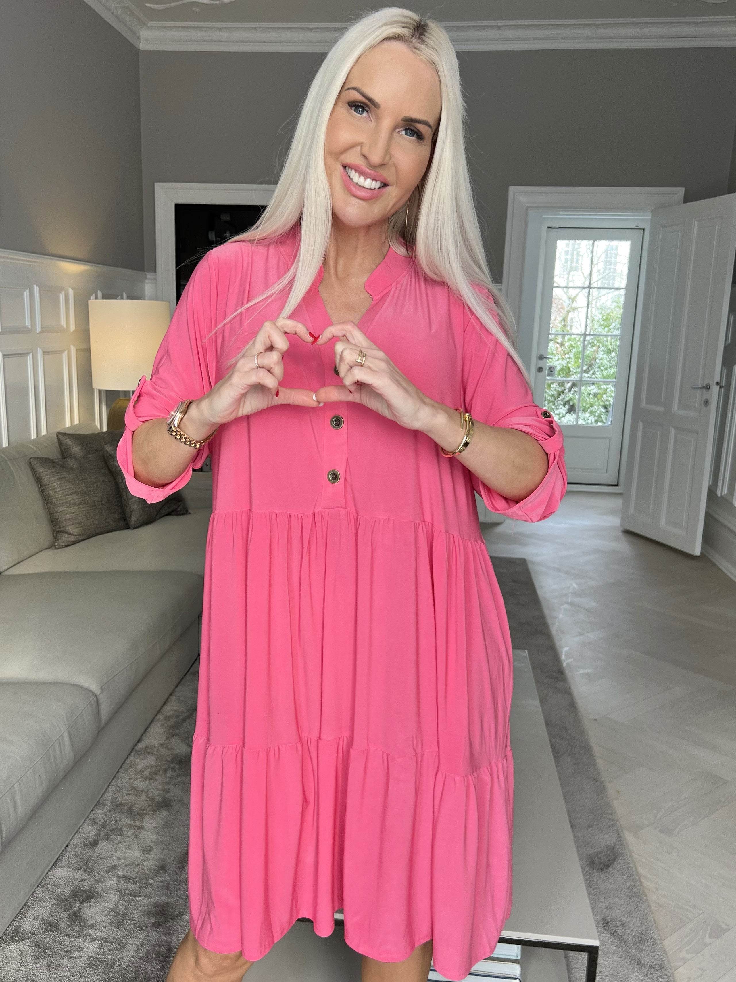 Milano Plain Midi - Enfärgad klänning med lager på lager look