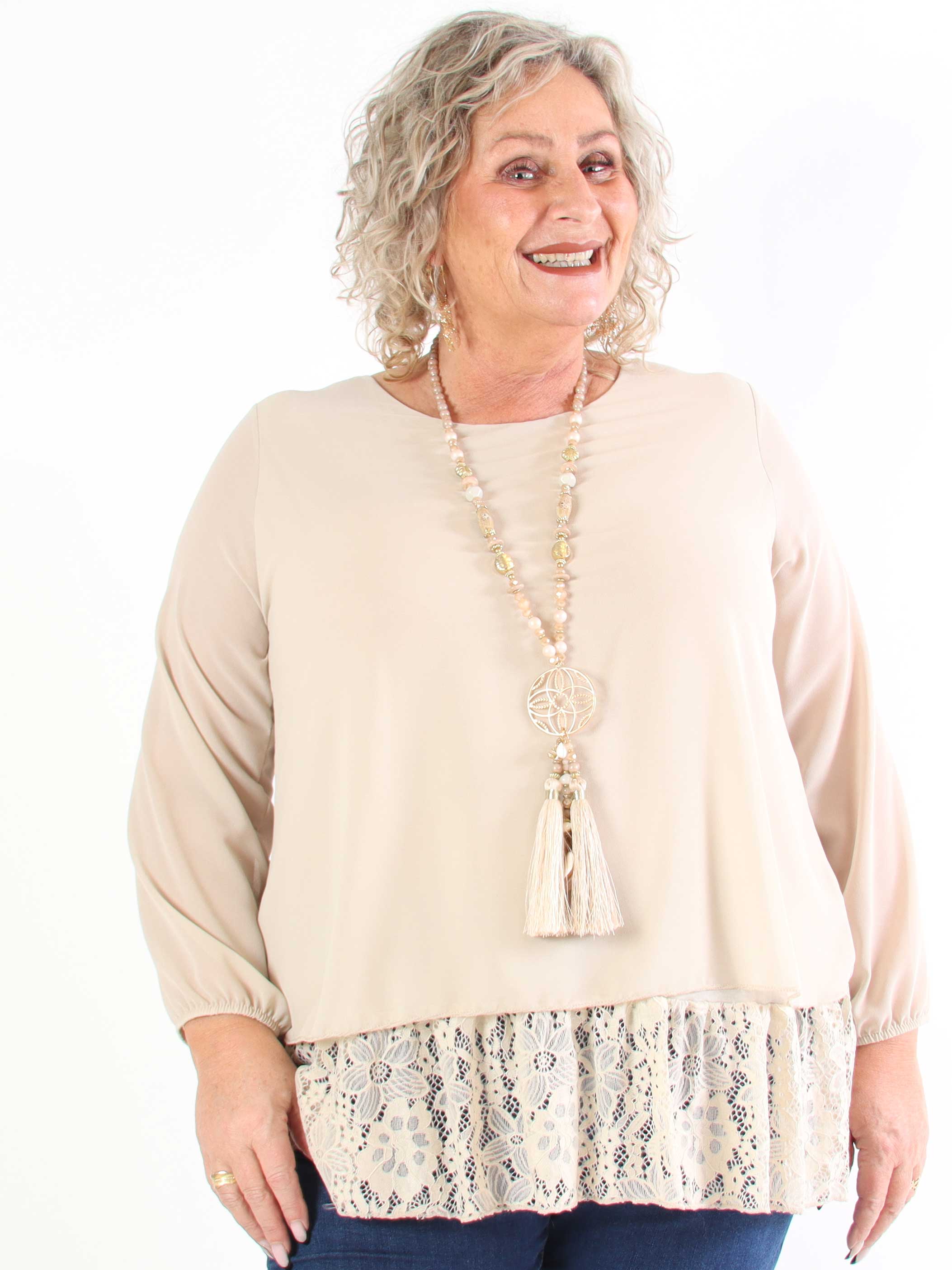 Luby Lace - Plus size-tunika i chiffong med spets i nederkant