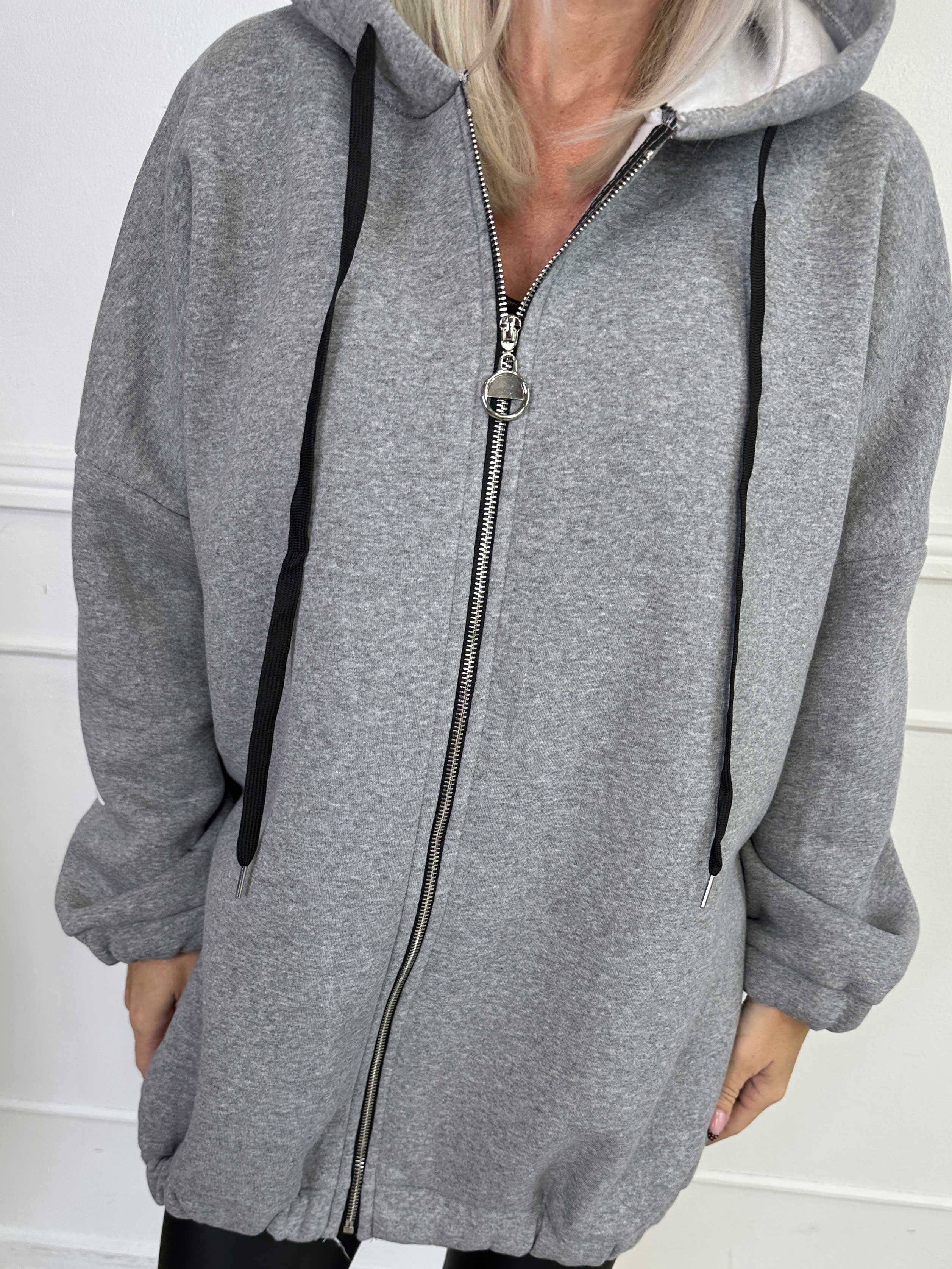 Iverna - Mjuk oversize hoodie med text