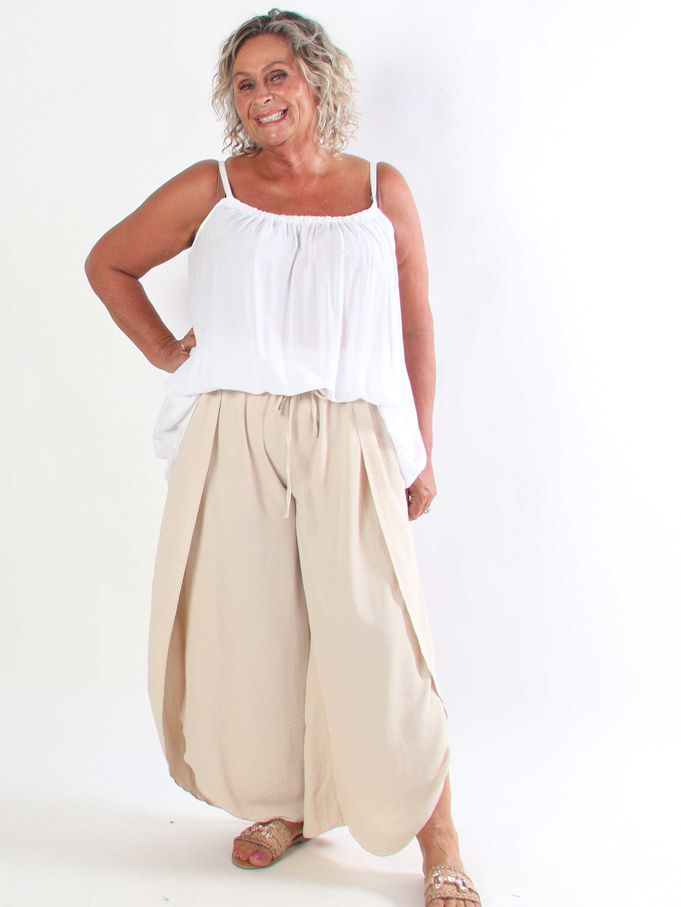 Jemine - Løse ensfarvede plus size haremsbukser i viskose med slids