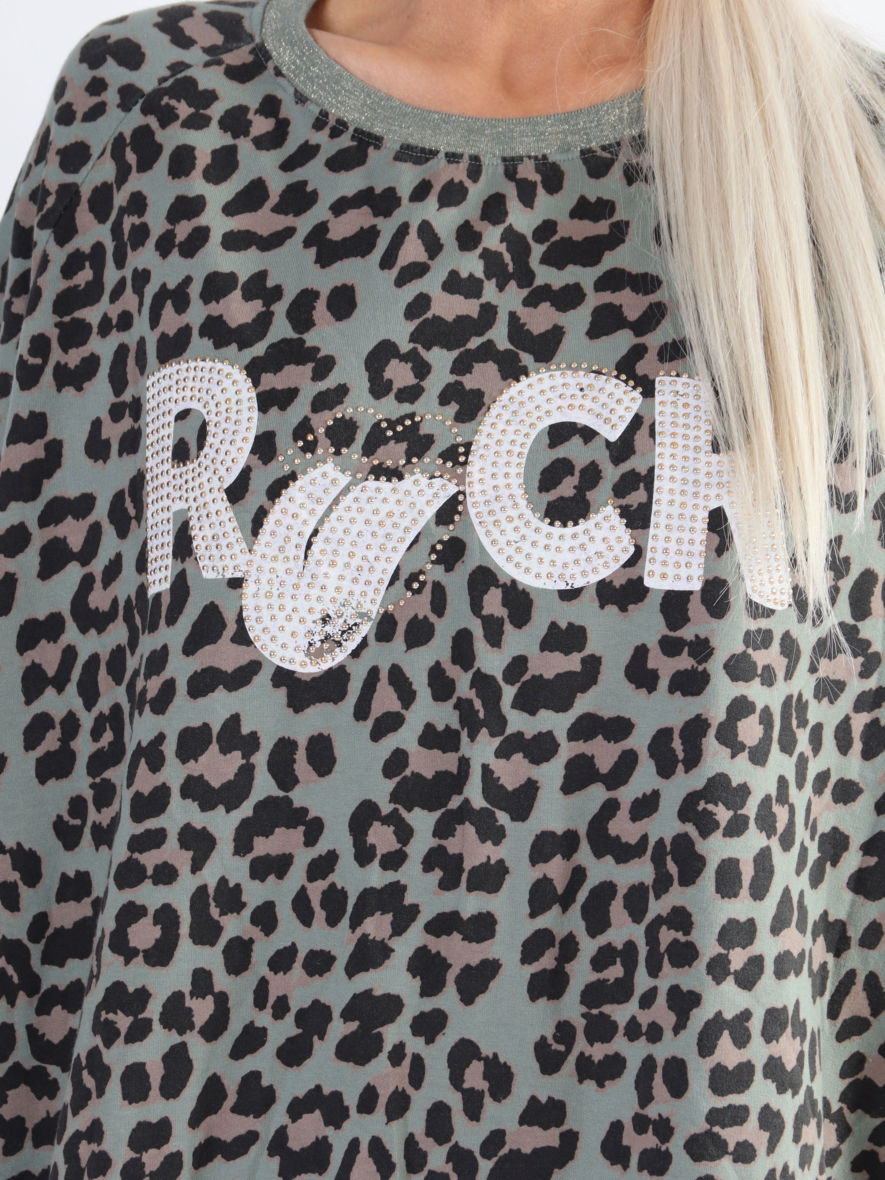 Jennifer - Bomullsblus med leopardmönster och rock i plus size-storlek
