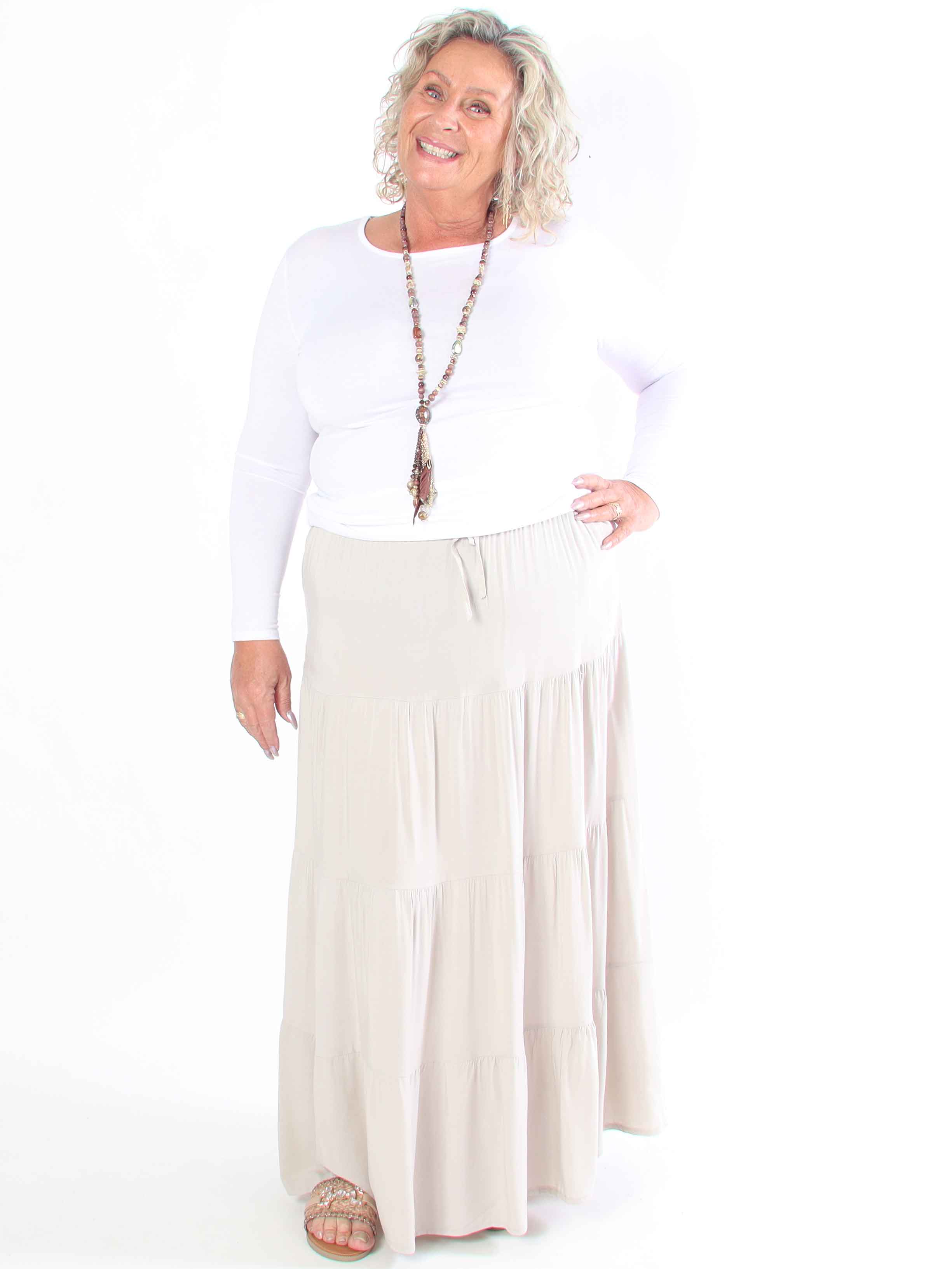 Kayla - Plus size kjol i viskos med lager-på-lager-look