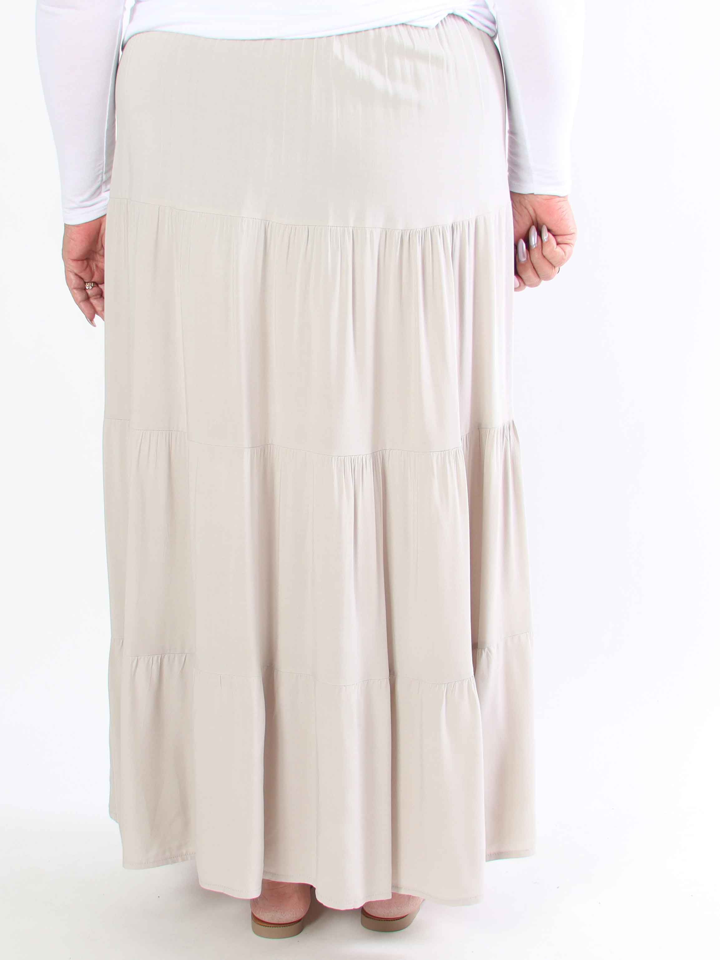 Kayla - Plus size kjol i viskos med lager-på-lager-look