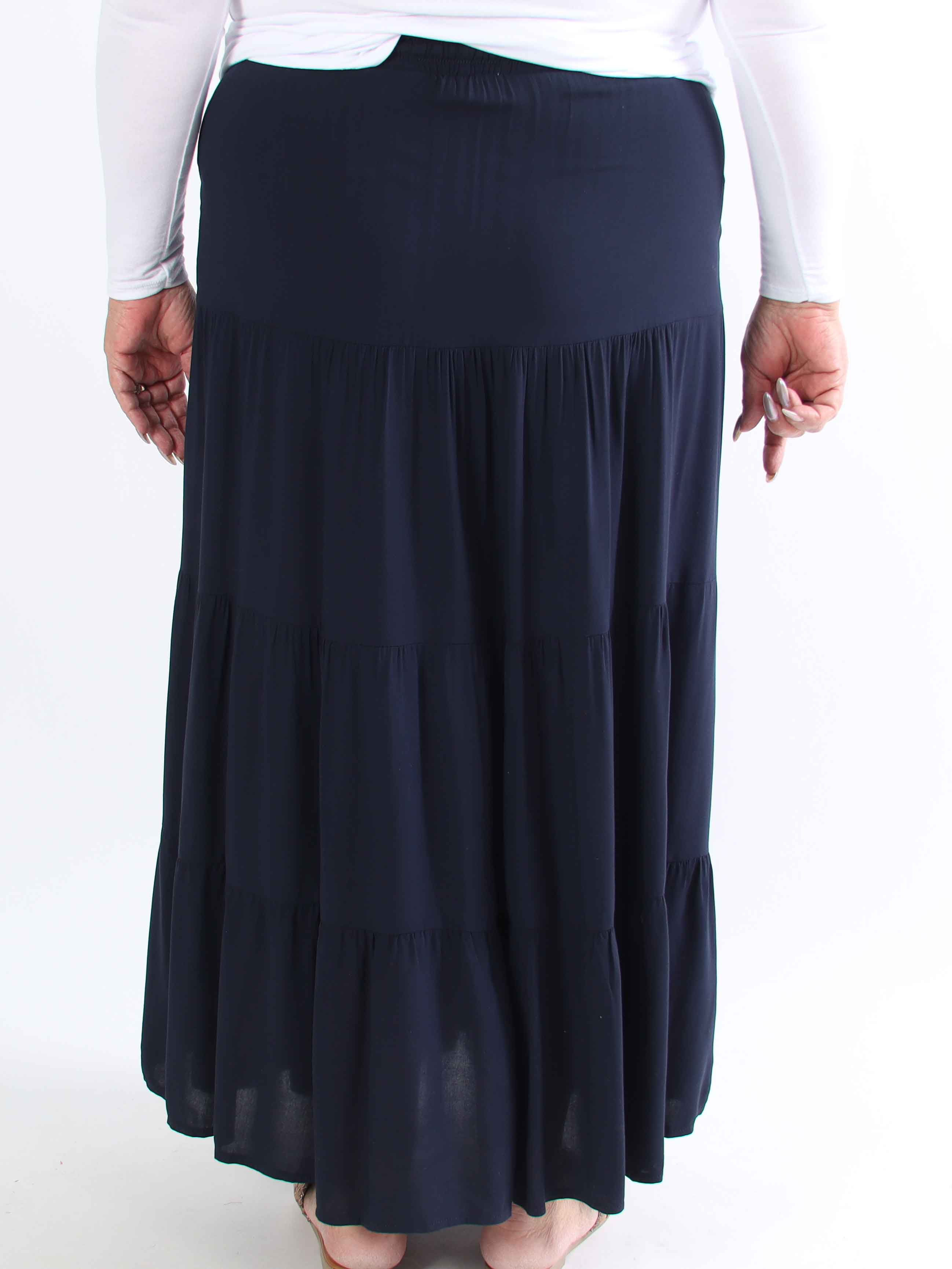 Kayla - Plus size kjol i viskos med lager-på-lager-look