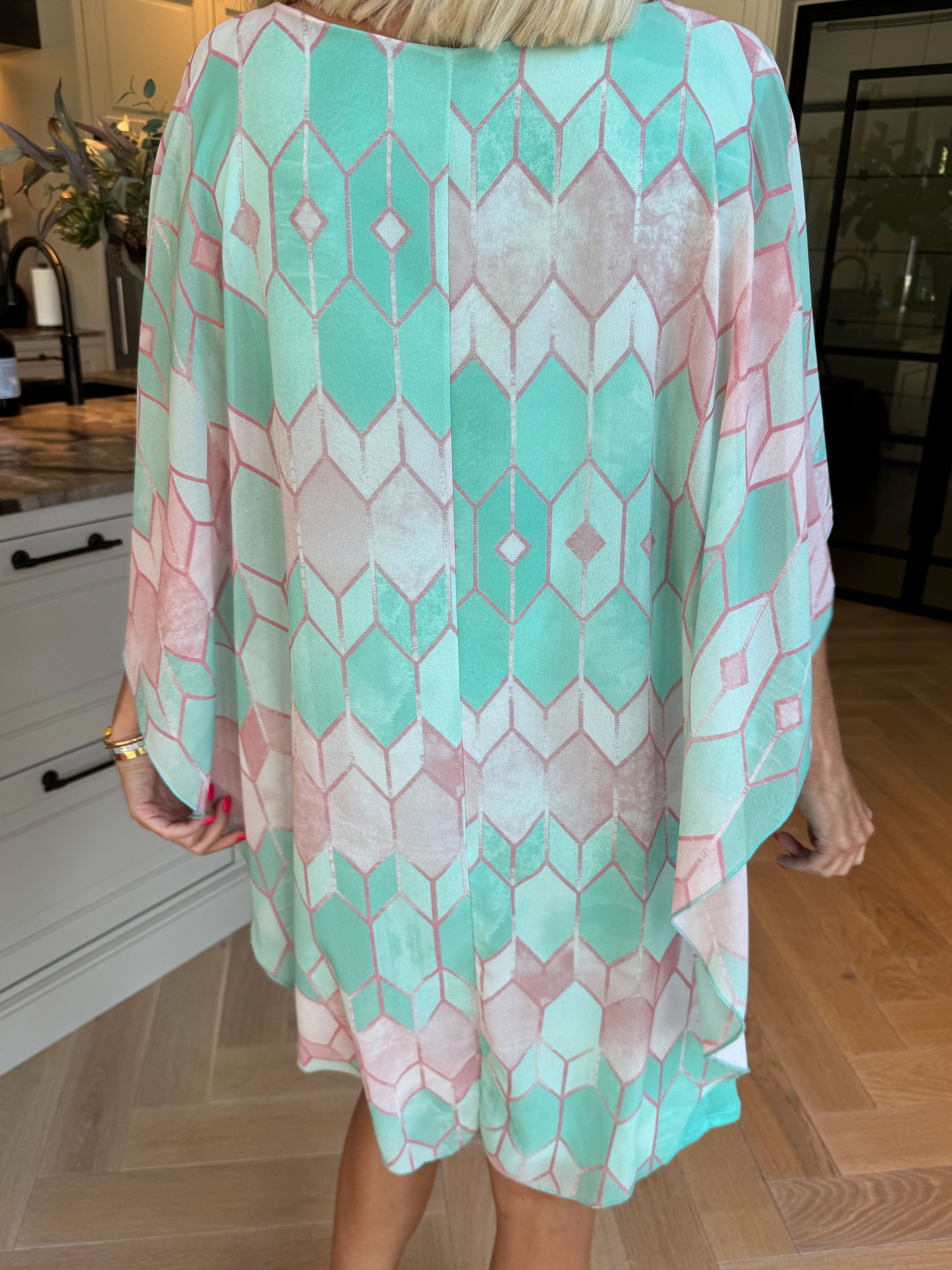 Kenya Pattern - Kjole med et let mønstret chiffonstykke