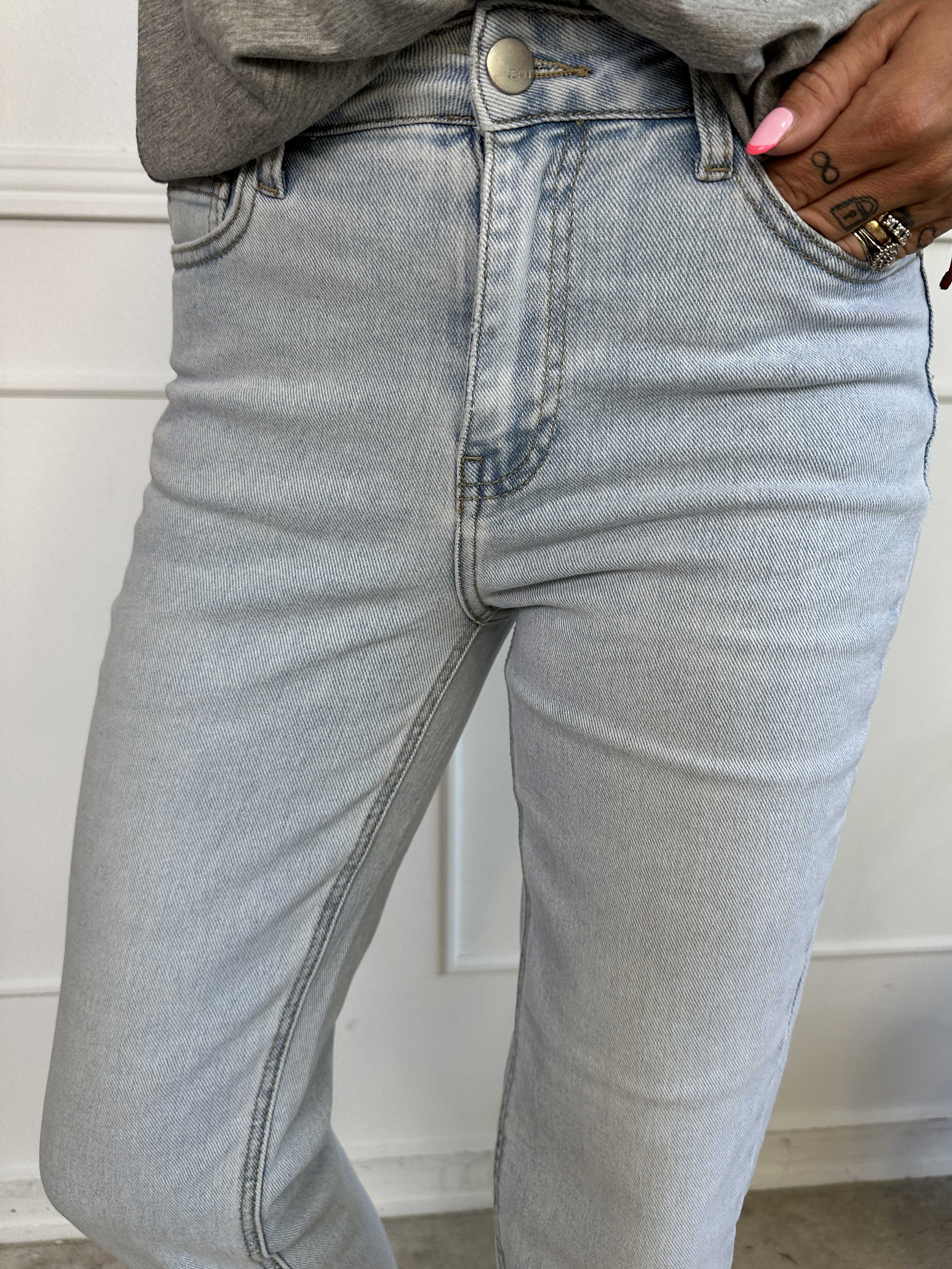 Lettie - Högmidjade mom jeans