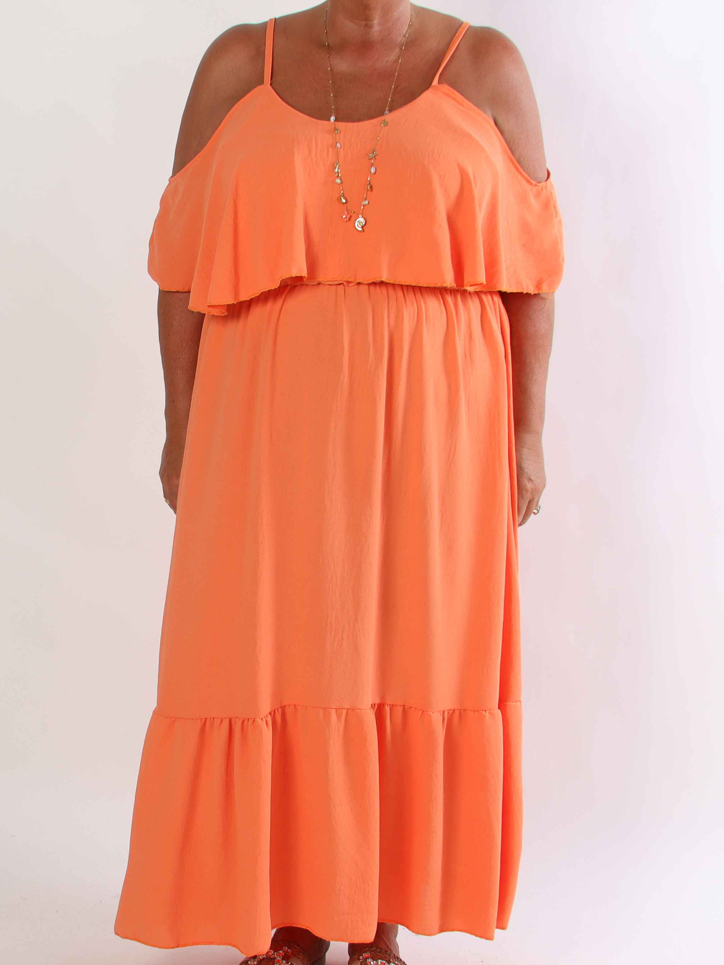 Luciana - Elegant lang plus size kjole i viskoseblanding med åbne skuldre