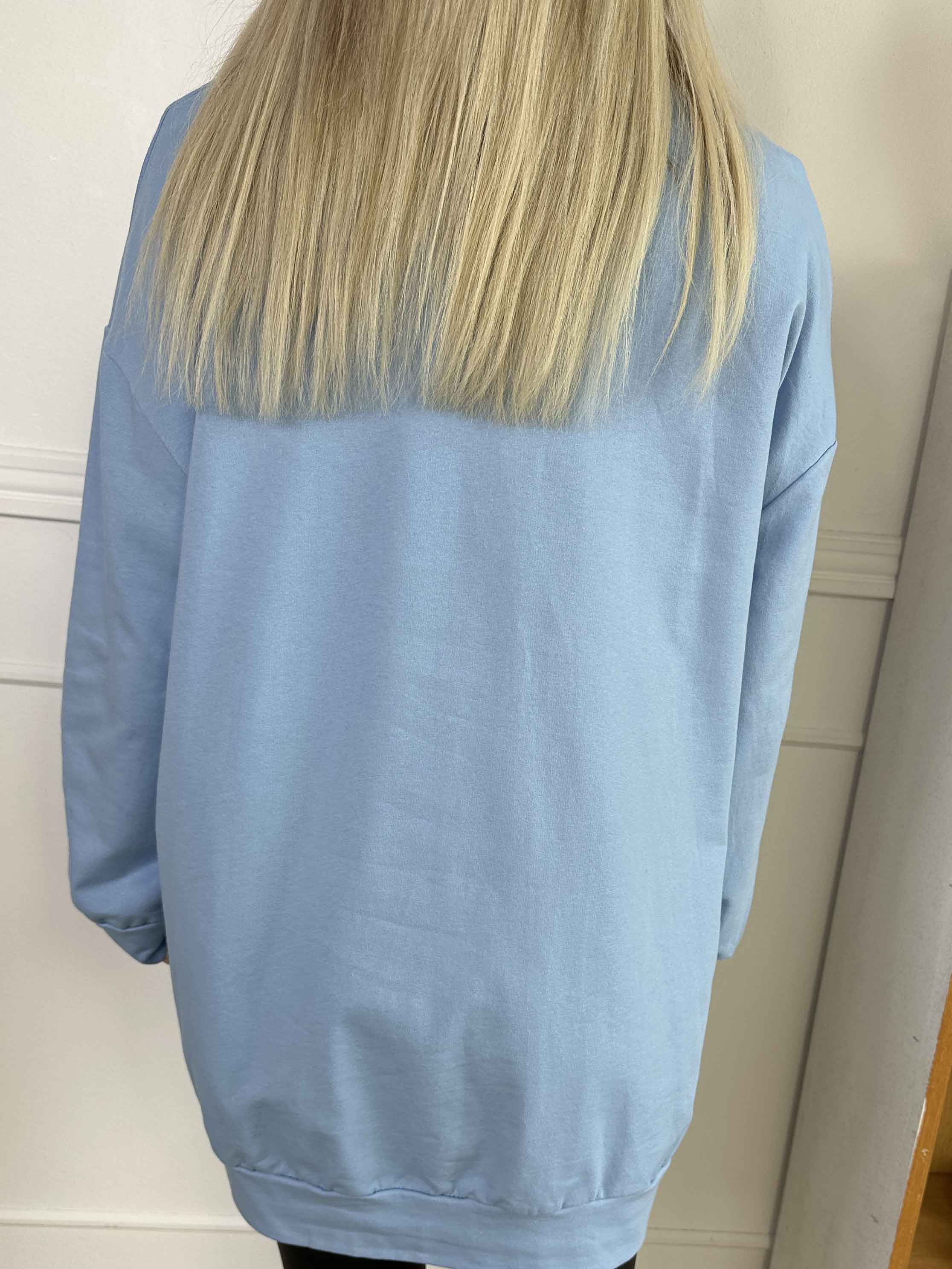 Magnolia - Sweatshirt med LA skrivet i plysch