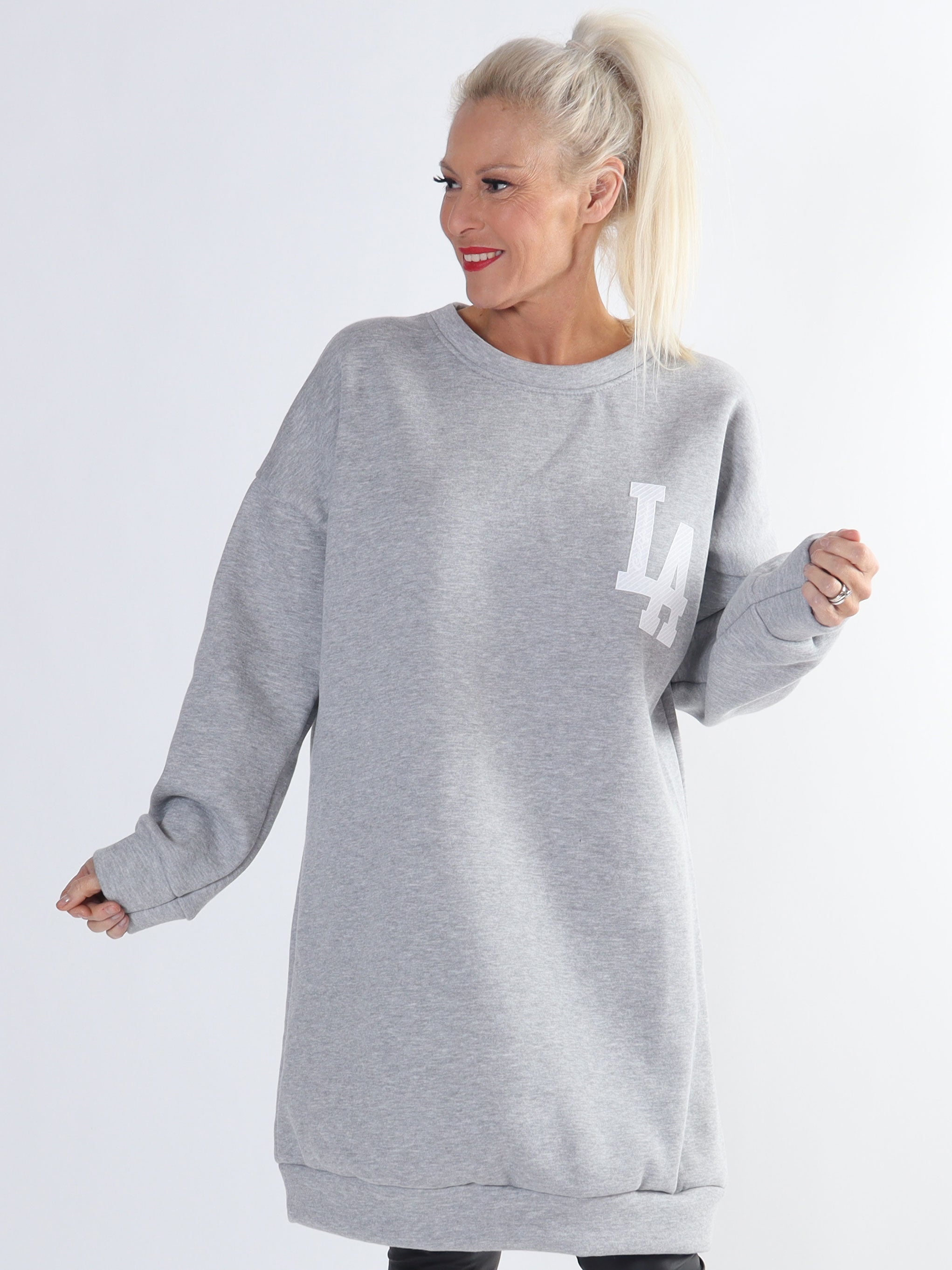 Maida - Lång sweatshirt med LA-tryck fram och bak