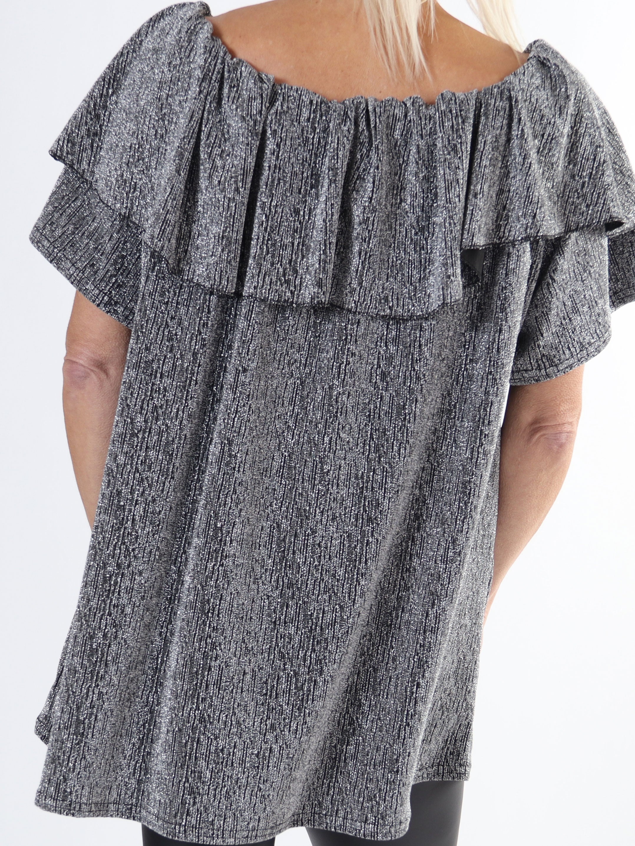 Maily - Off shoulder-blus i plus size med glittertrådar