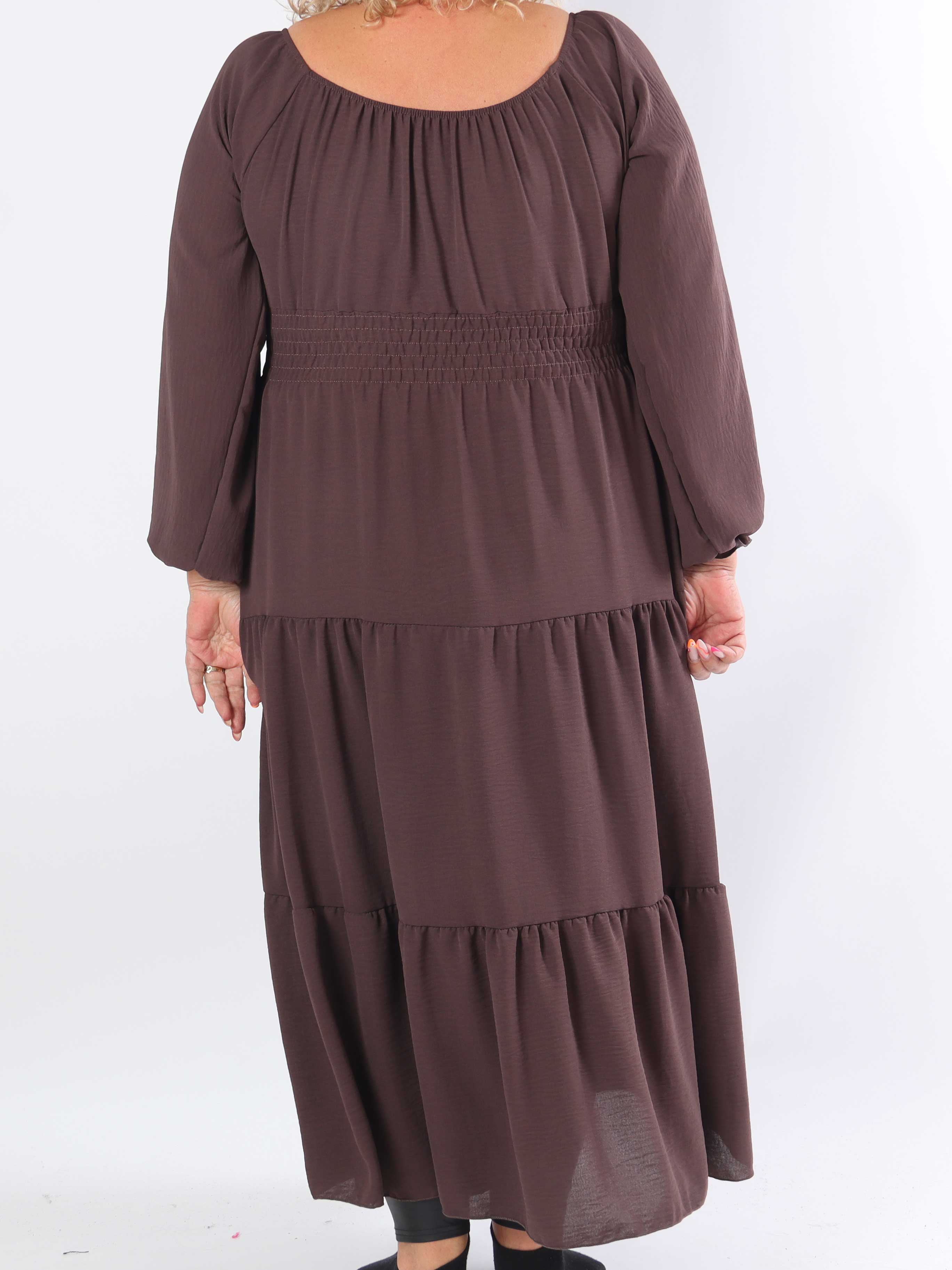 Midnight - Plus size-klänning med smockad midja och guldknappar