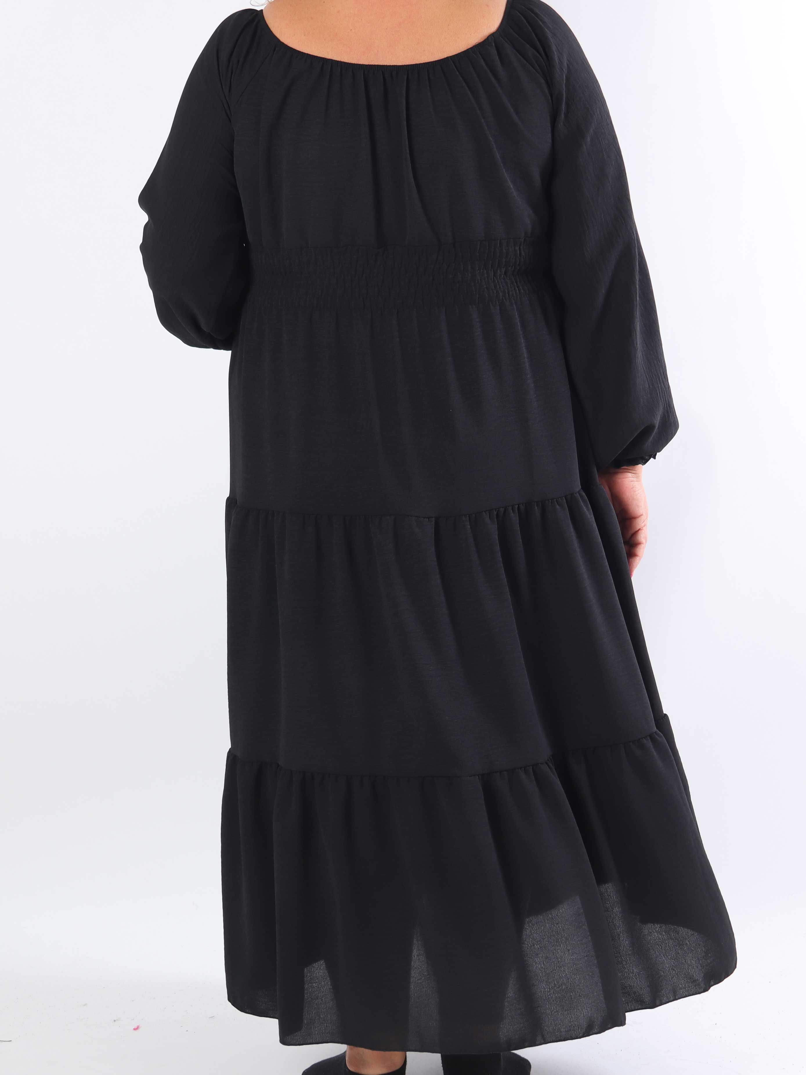 Midnight - Plus size-klänning med smockad midja och guldknappar