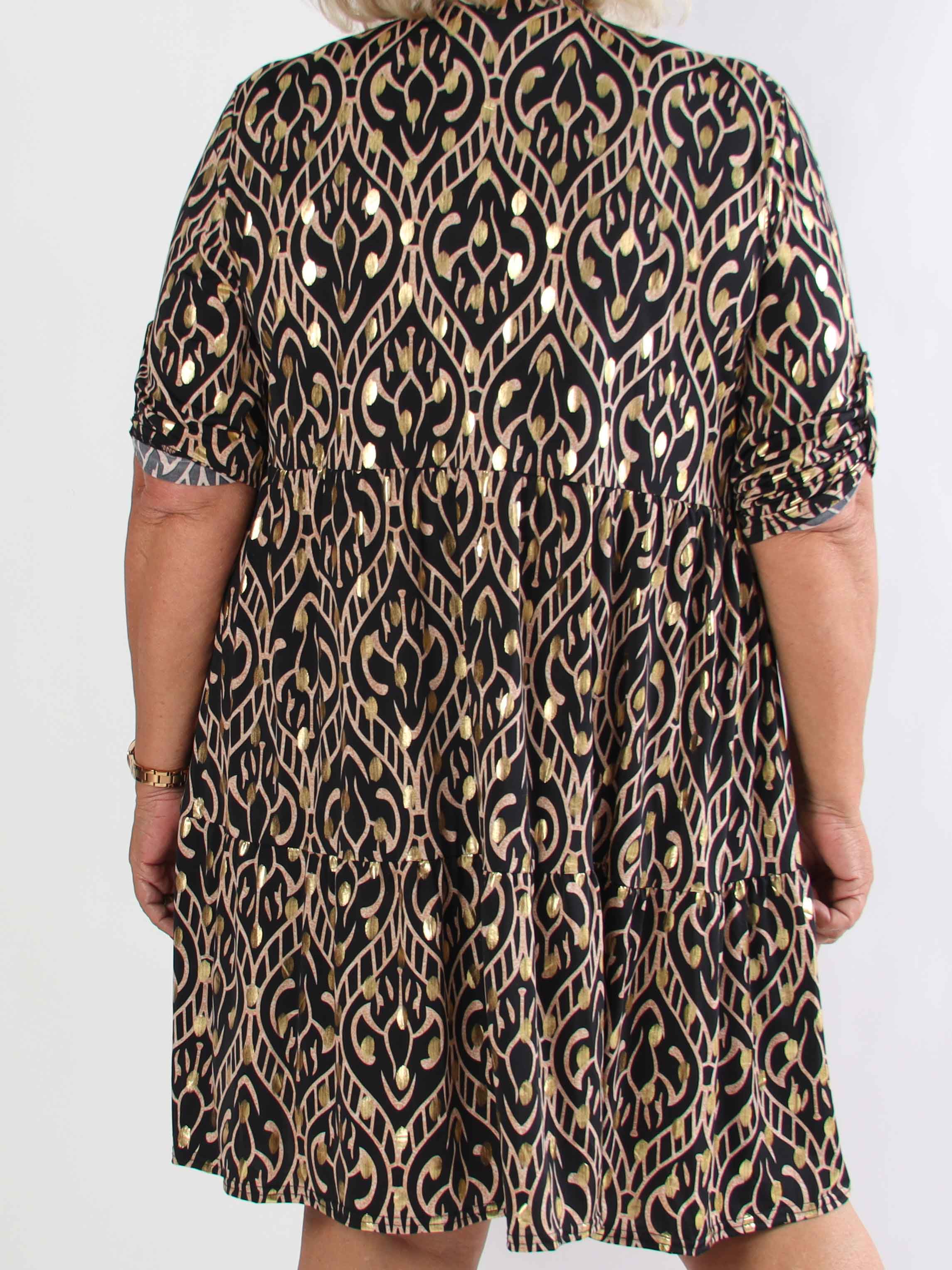 Milano Boho Midi - Mönstrad plus size klänning med guldfärgade prickar och lager-på-lager-look