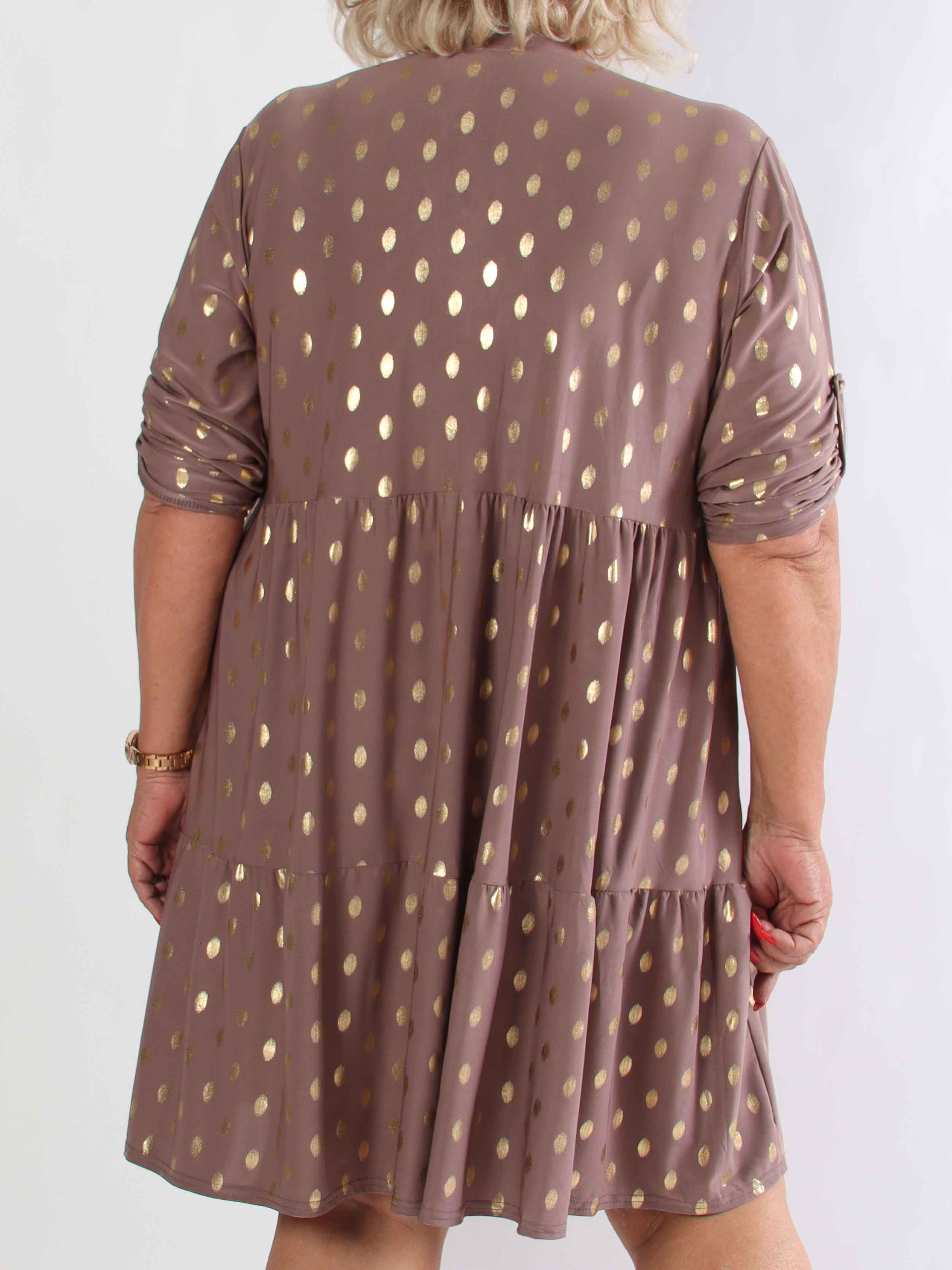 Milano Gold Midi - Plus size klänning med guldiga prickar och lager på lager look
