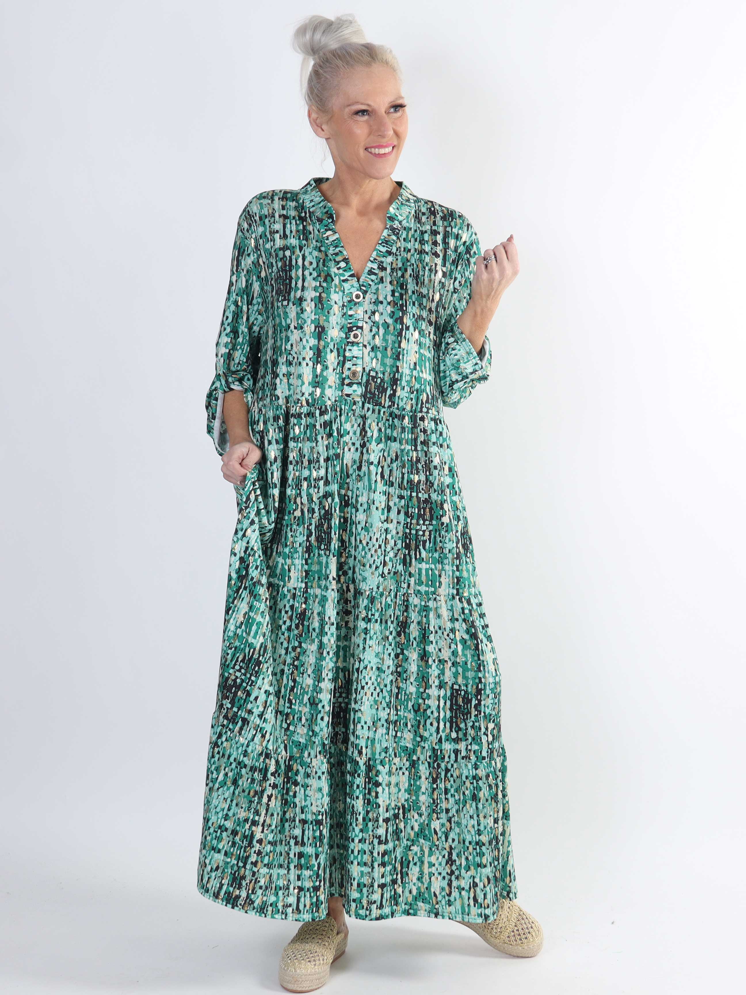 Milano Pattern - Lång mönstrad plus size klänning med lager på lager look