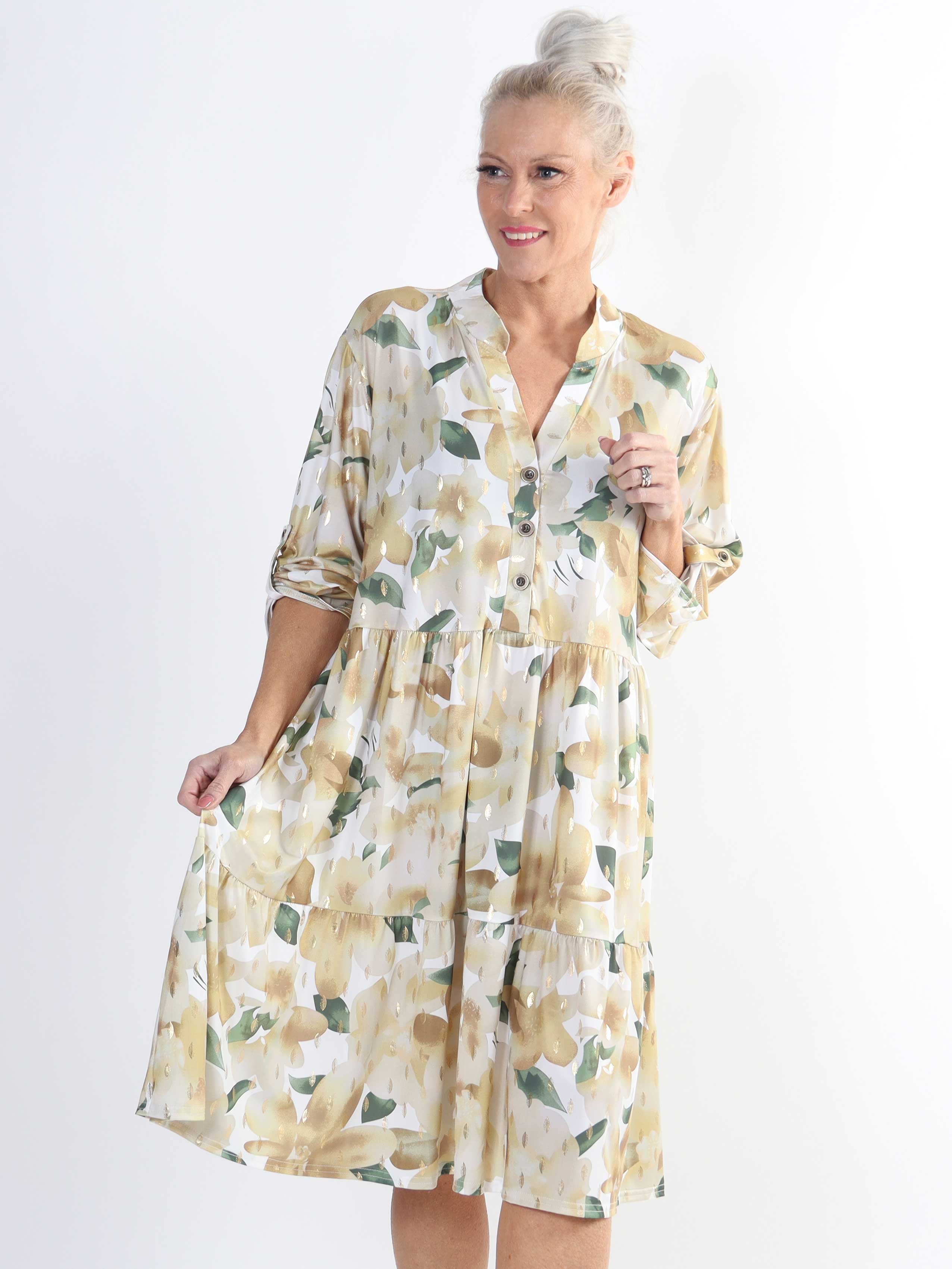 Milano Flower Midi - Plus size-klänning med blommigt tryck och lager-på-lager-look - Black