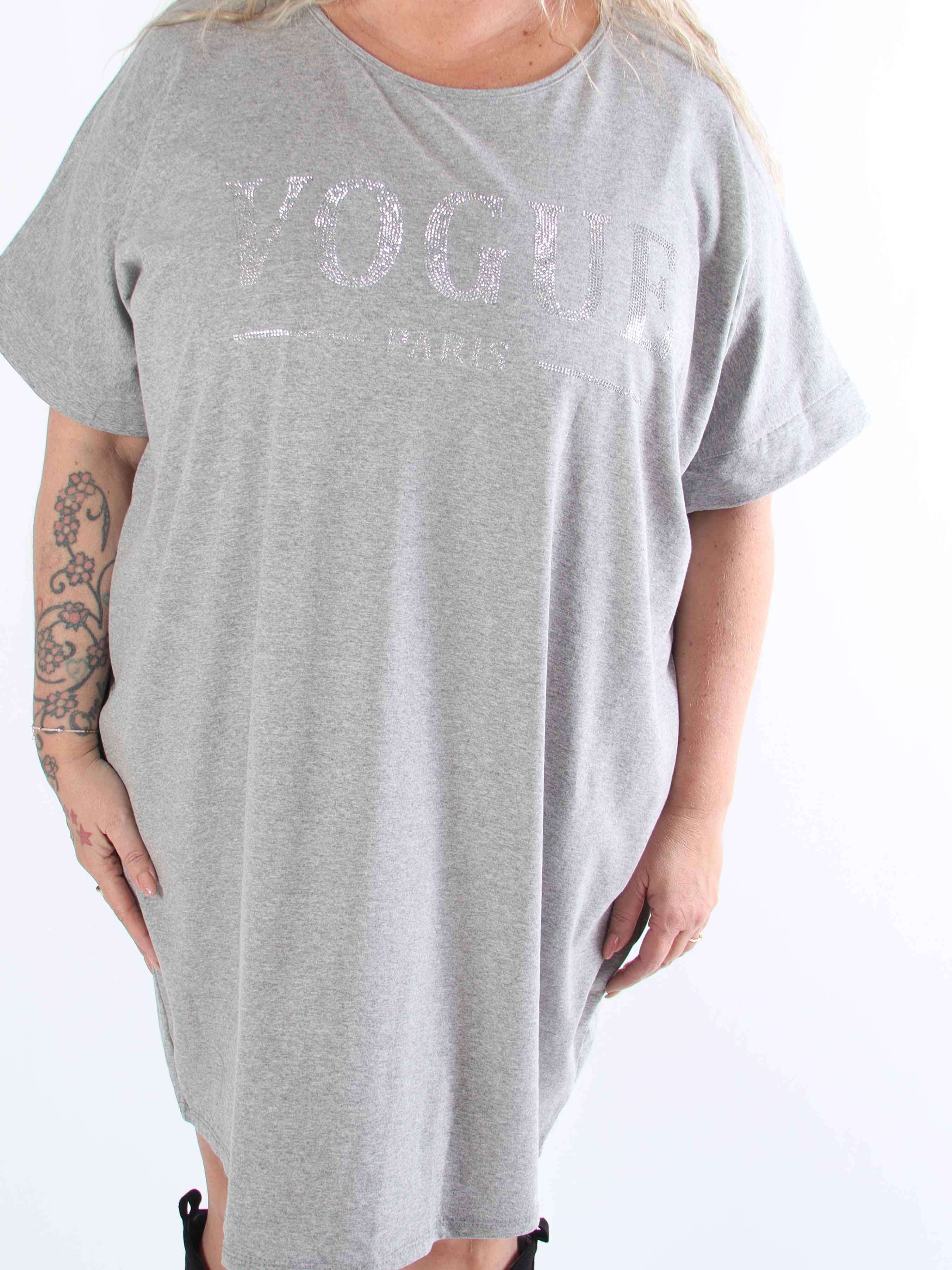 Mintu Dress - Plus size t-shirtklänning i bomull med slits