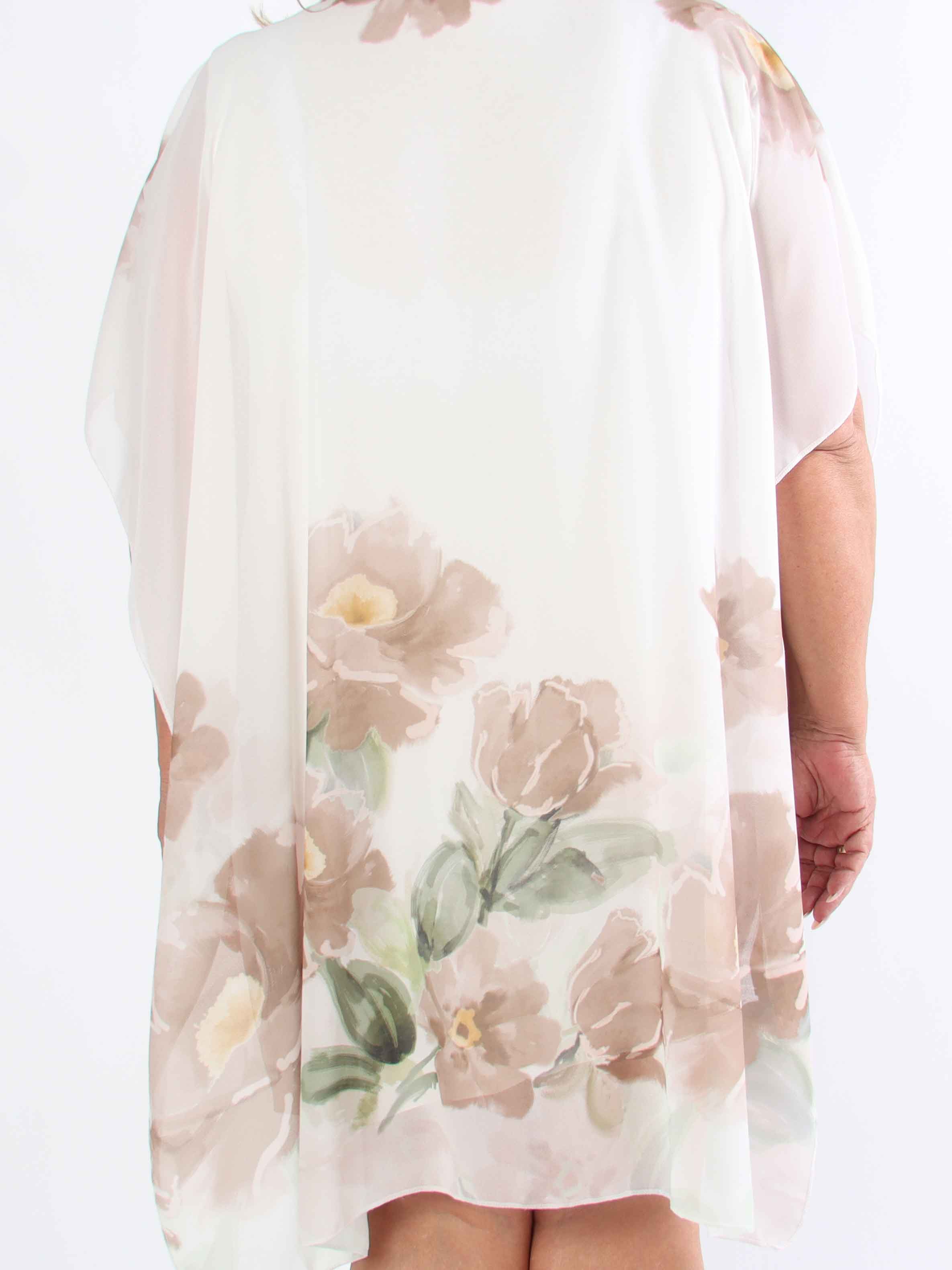 Mirabella - Tunikaklänning i plus size med chiffonglager och underkjol i viskos