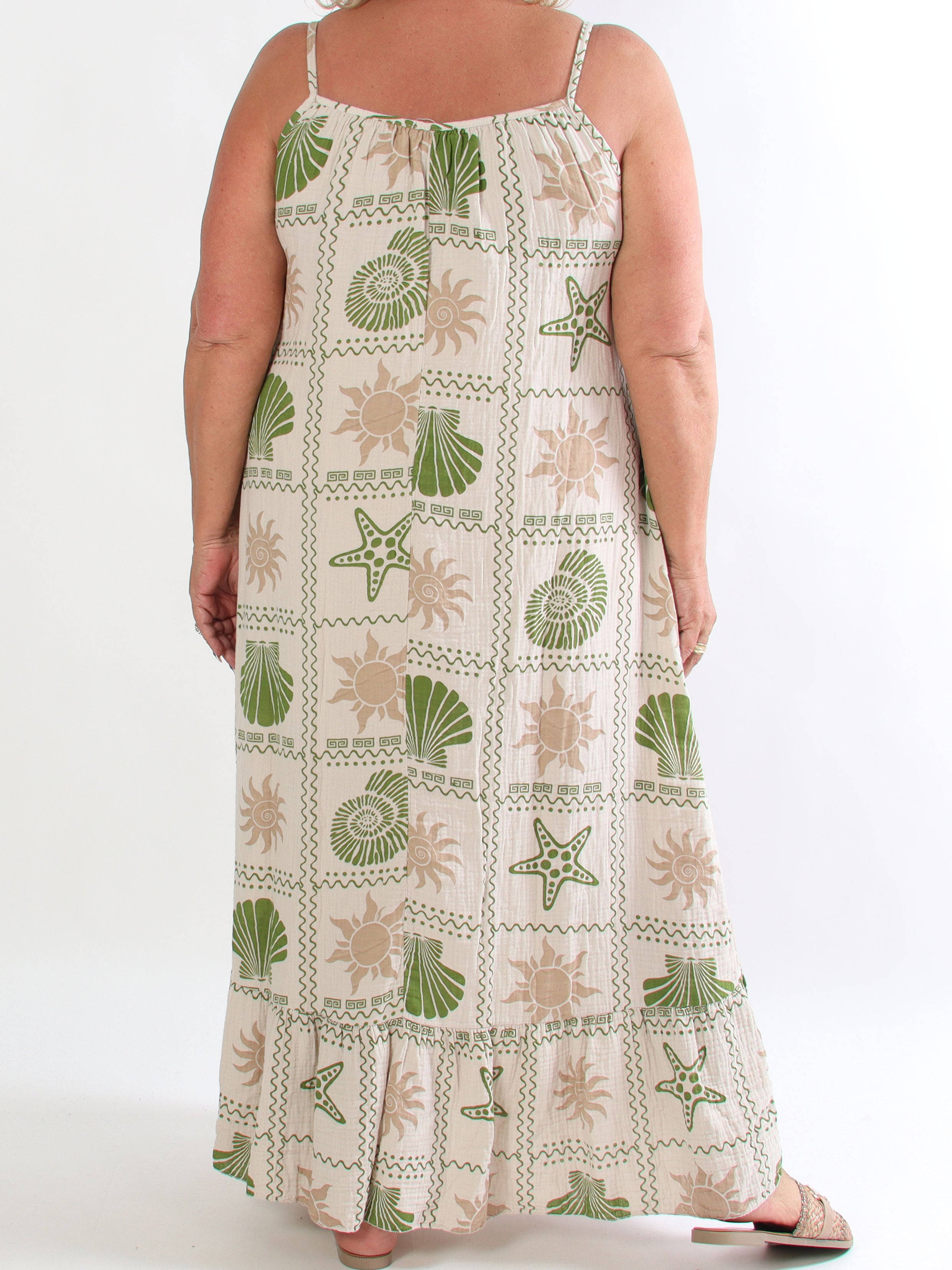 Monica - Plus size sommarklänning i härligt muslintyg med färgglada sommarmotiv