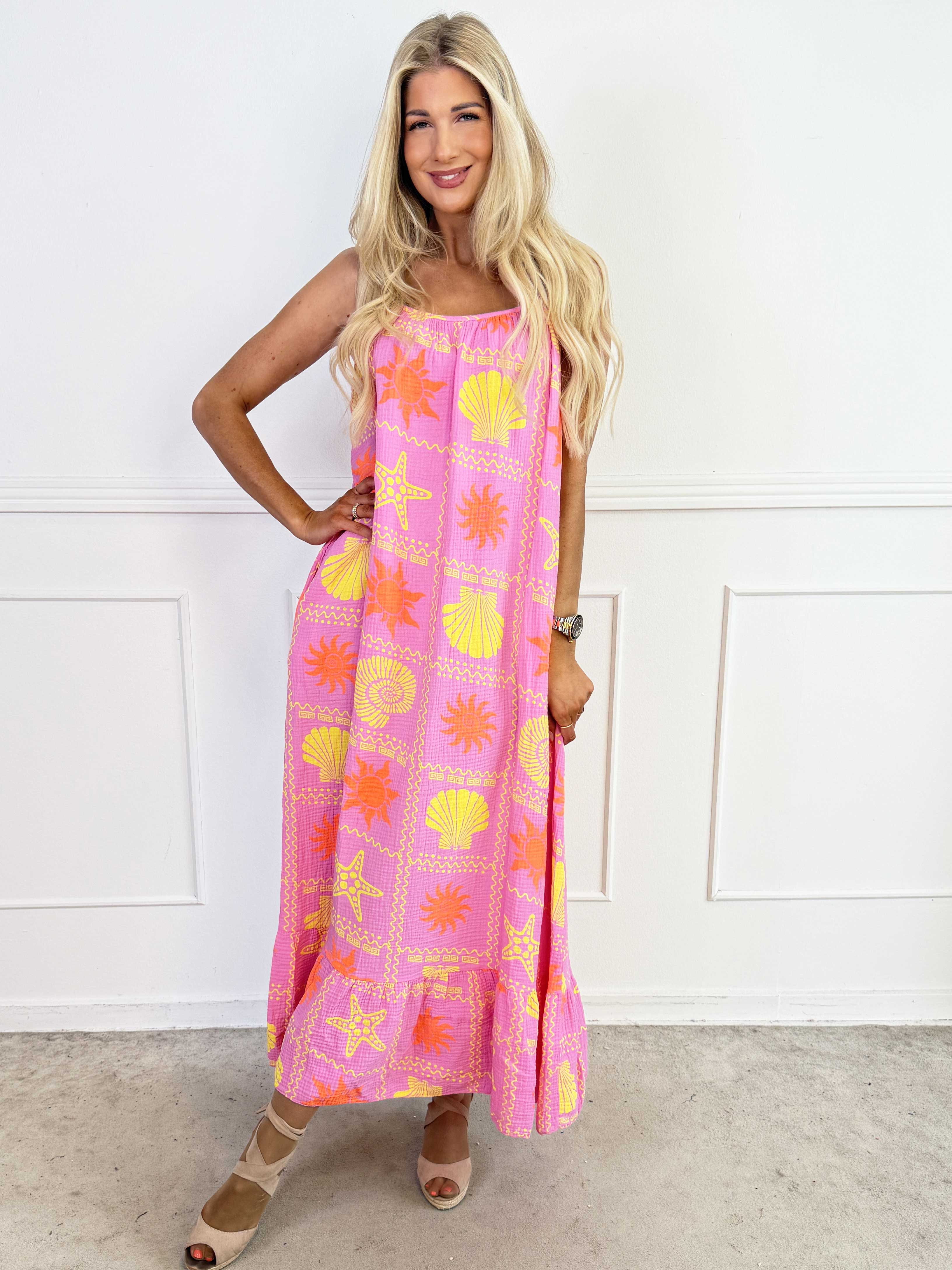 Monica - Sommarklänning i härligt muslintyg med färgglada sommarmotiv