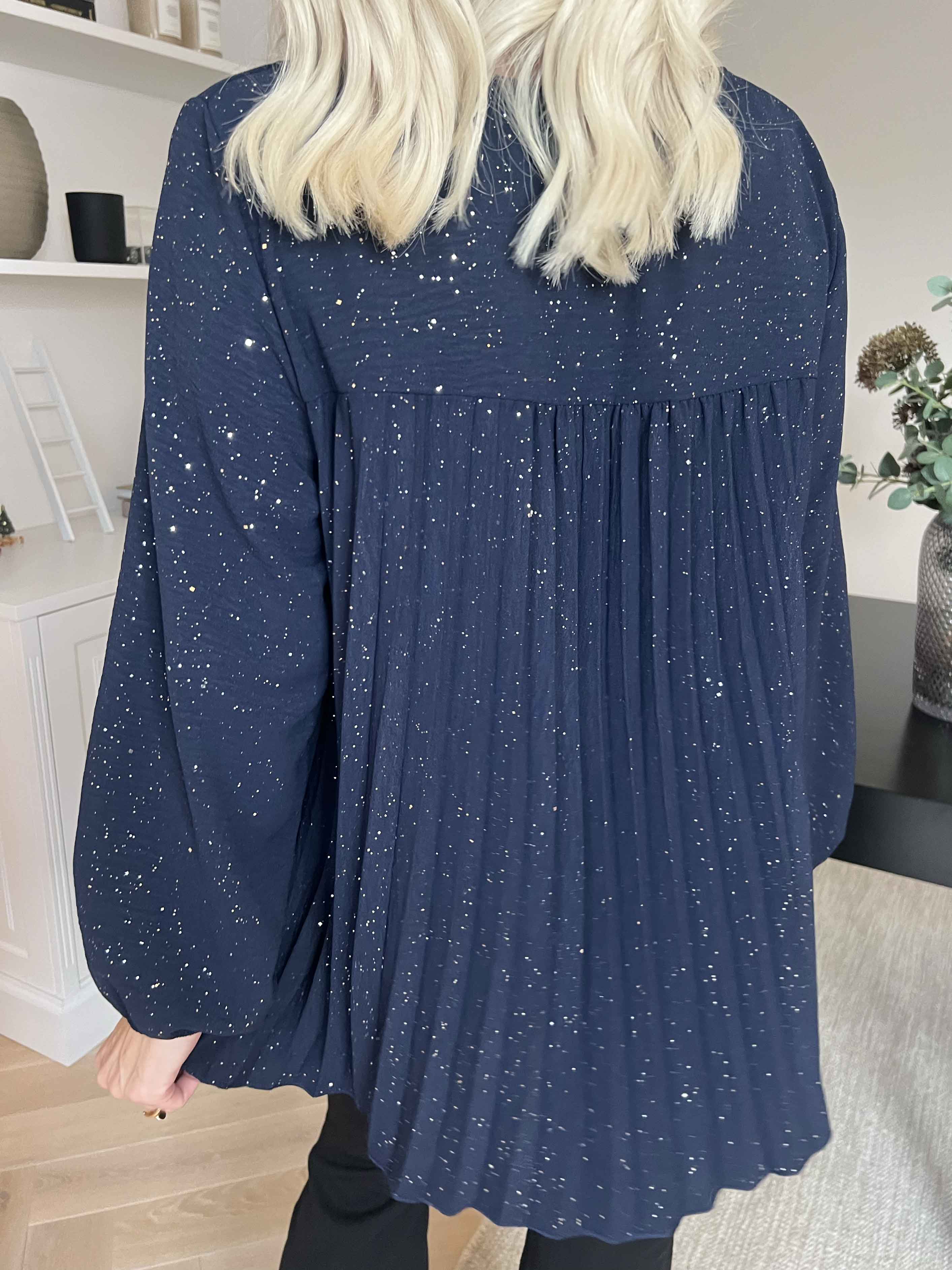 Nancy Glitter Shirt L/S - Plisserad blus med glitter