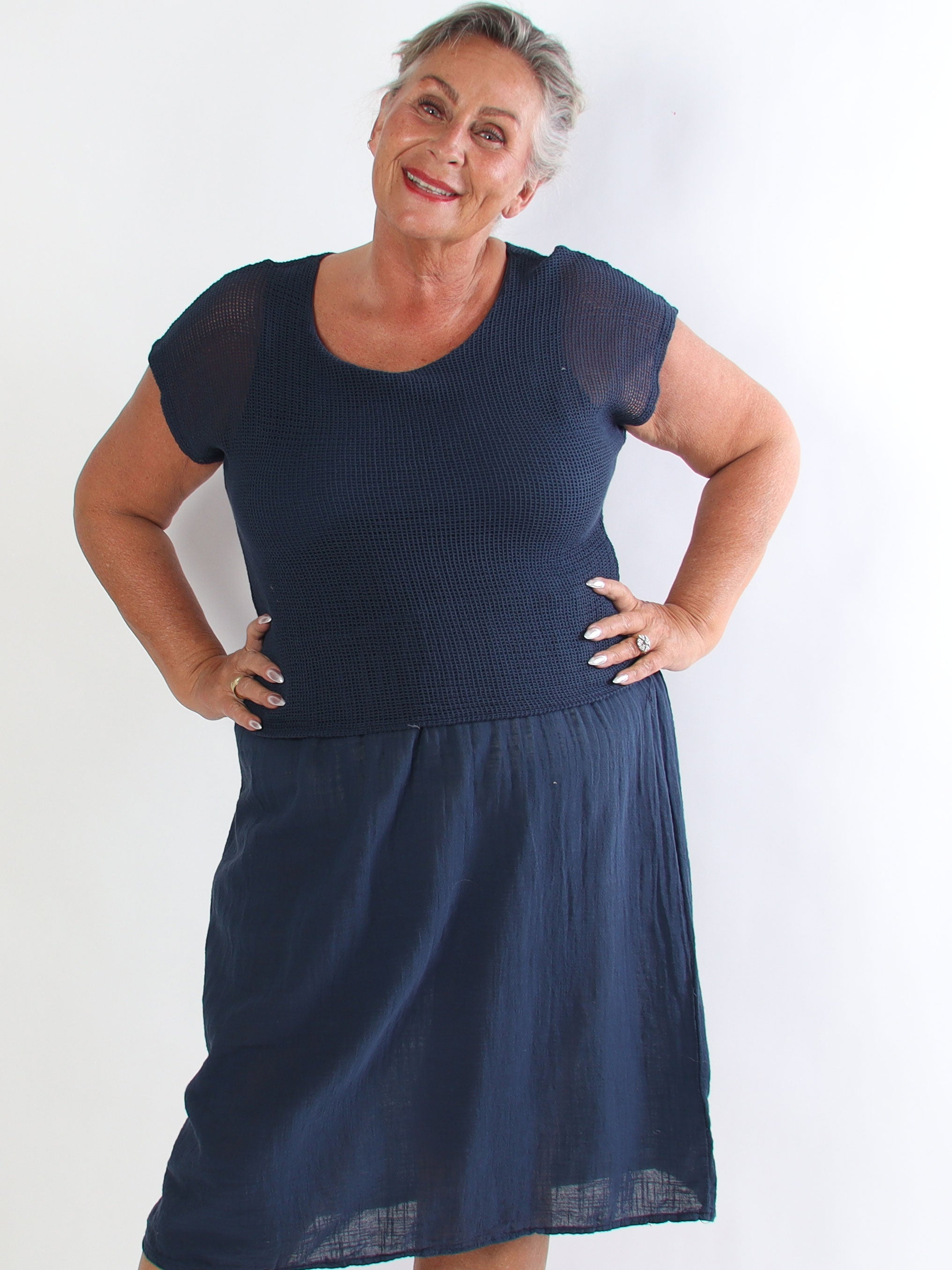 Nicka - Plus size sommerkjole i bomuld med overdel i strikket net