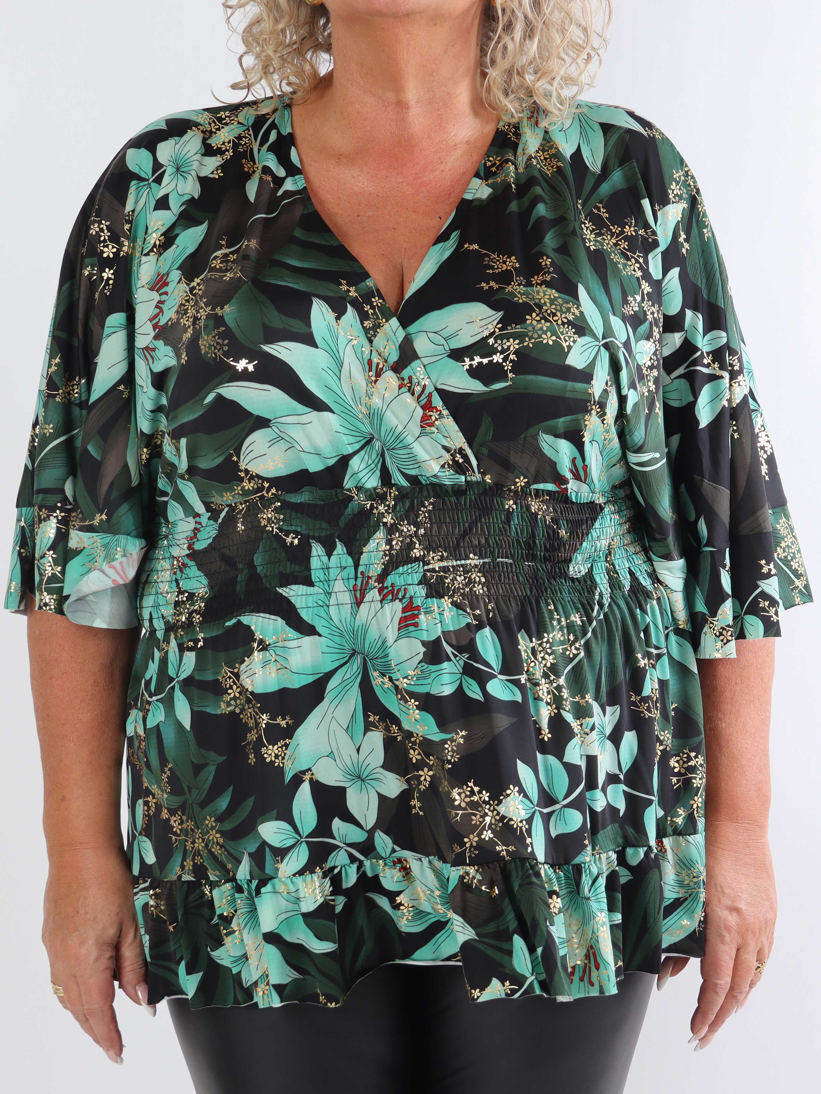 Pamela Gold Flower Shirt - Söt tunika i plusstorlek med smock och volanger
