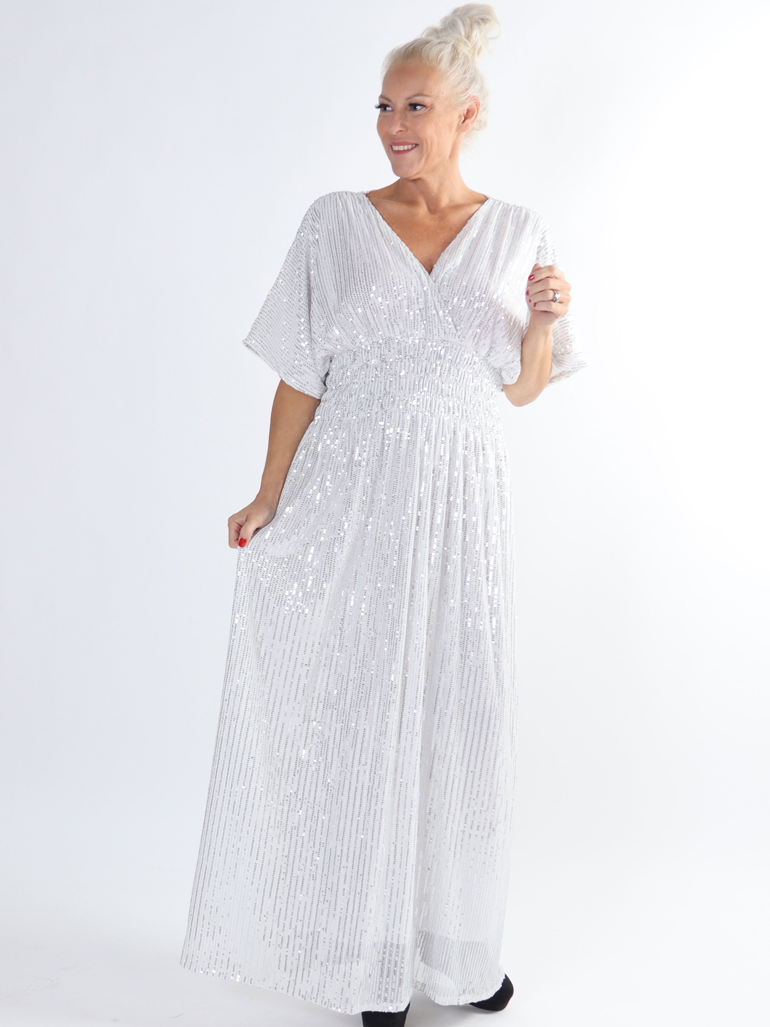 Pams Glitter - Lång plus size klänning med paljetter
