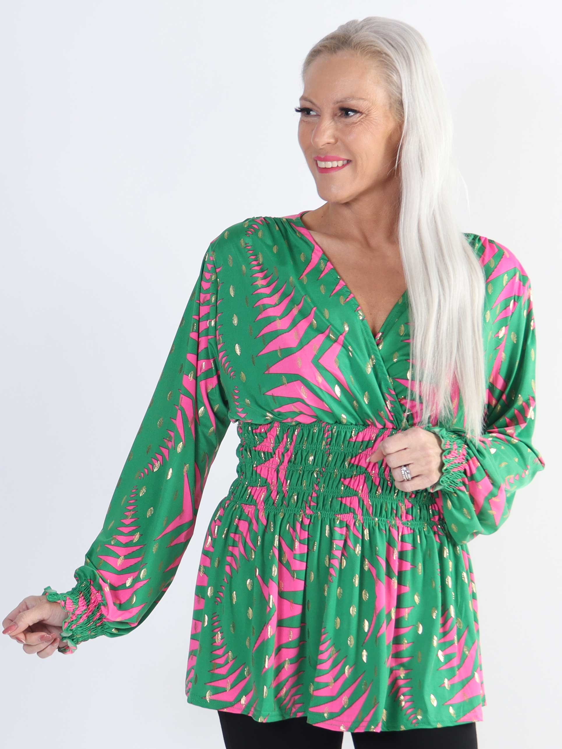 Pams Pattern Shirt L/S - Elastisk plus size blus i skrynkelfritt tyg