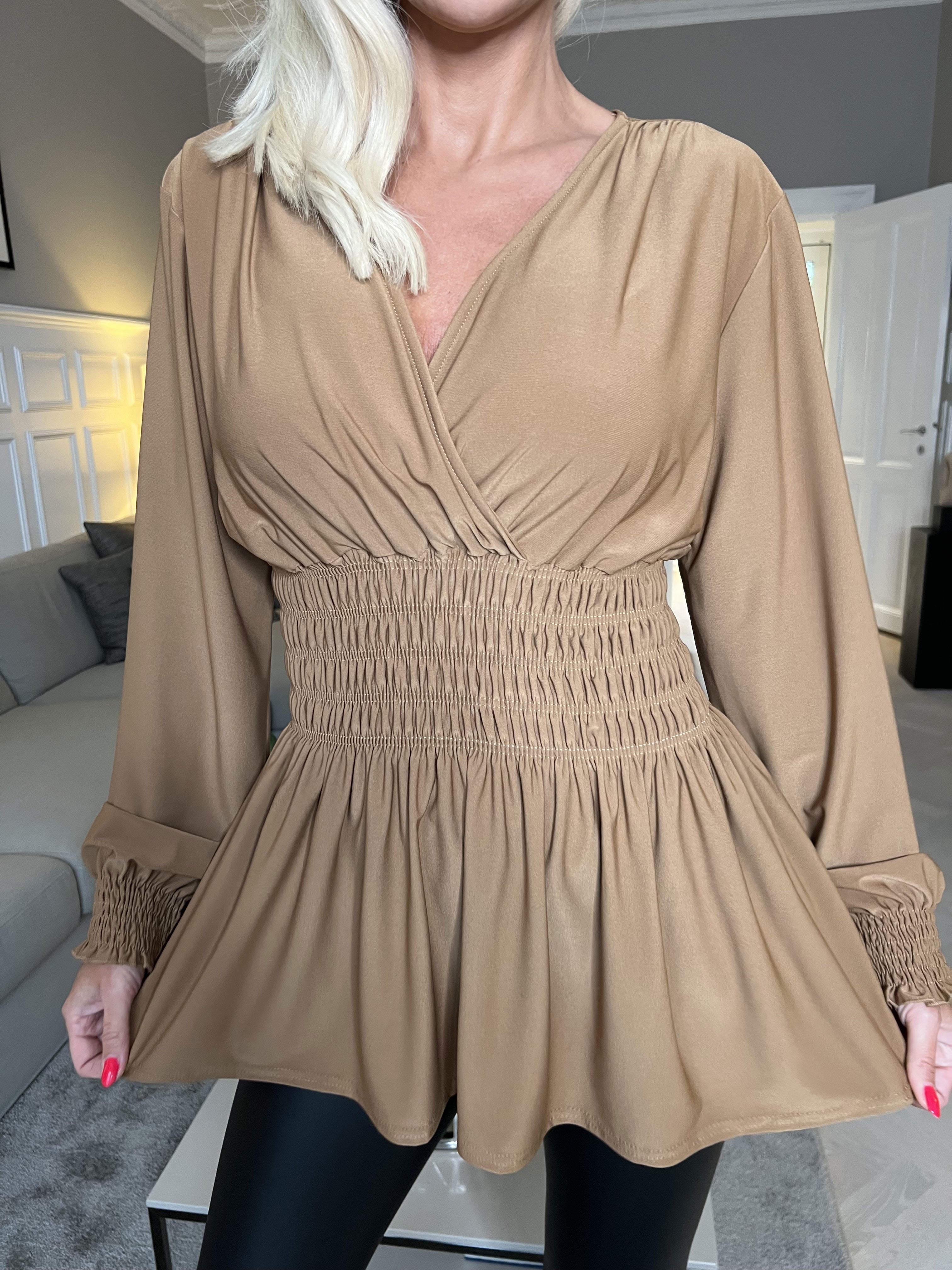Pams Plain Shirt L/S - Blus i elastiskt tyg med långa ärmar