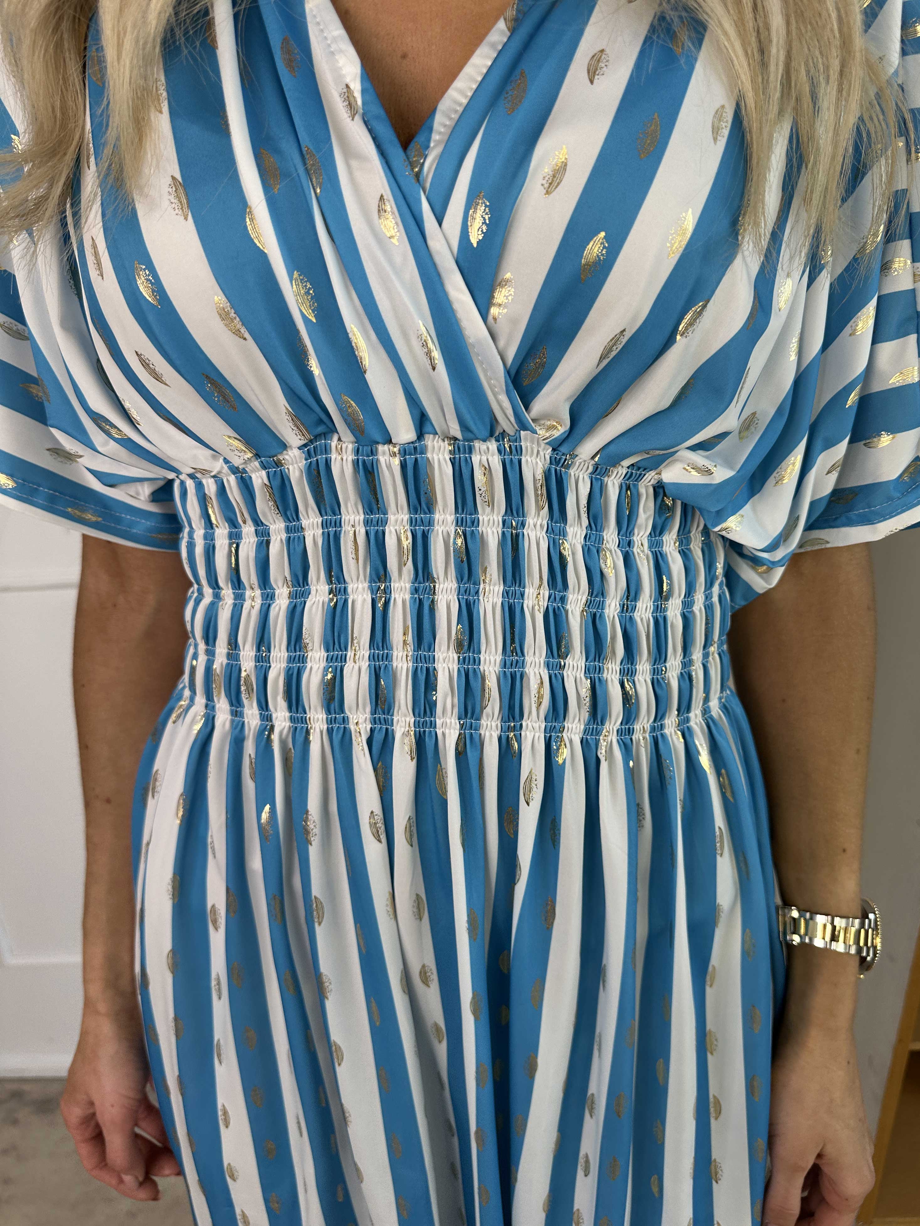 Pams Stripe Short - Randig klänning med resår och gulddetaljer