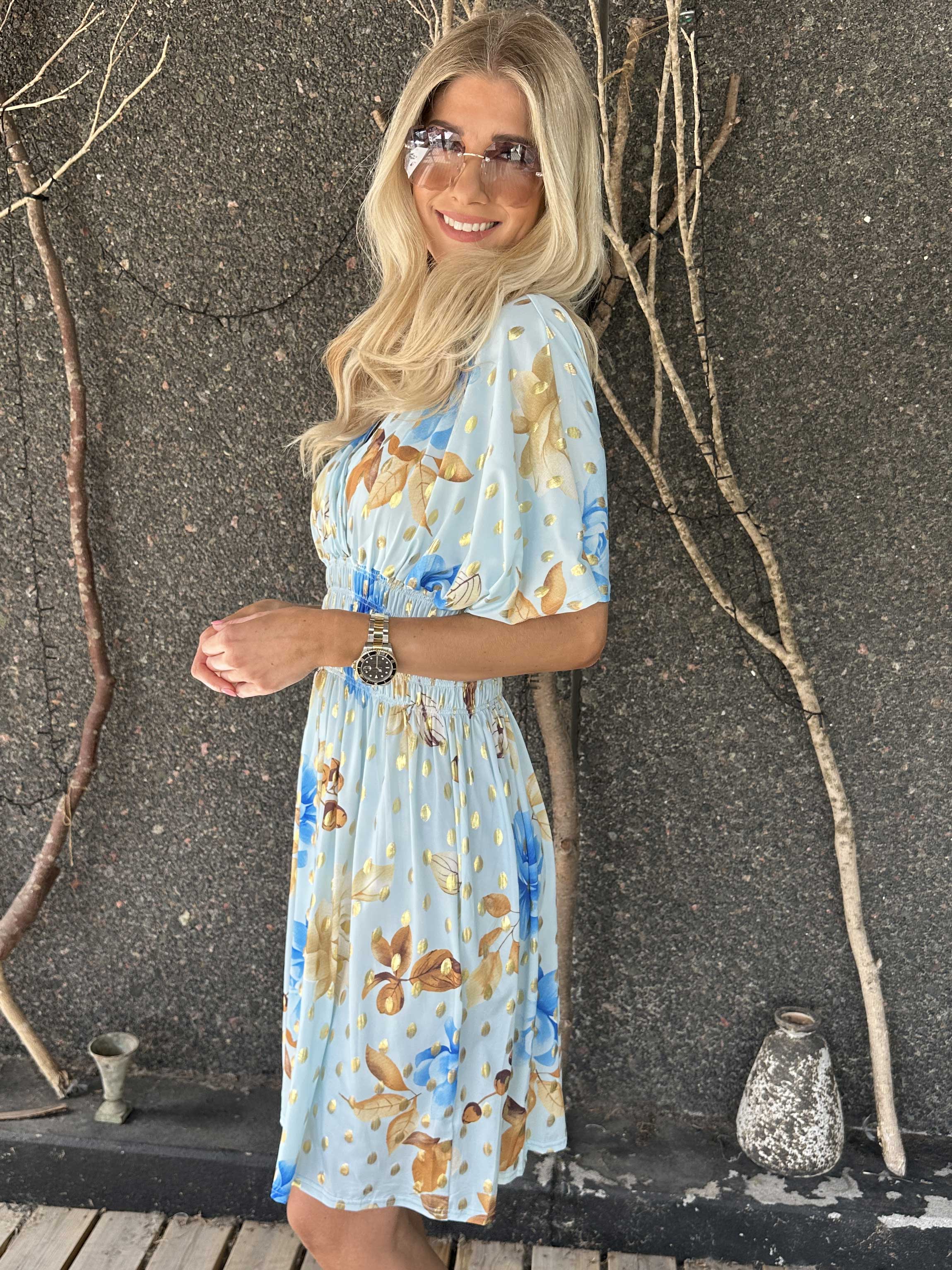 Pams Summer Short - Elastisk klänning med blommigt mönster och resår